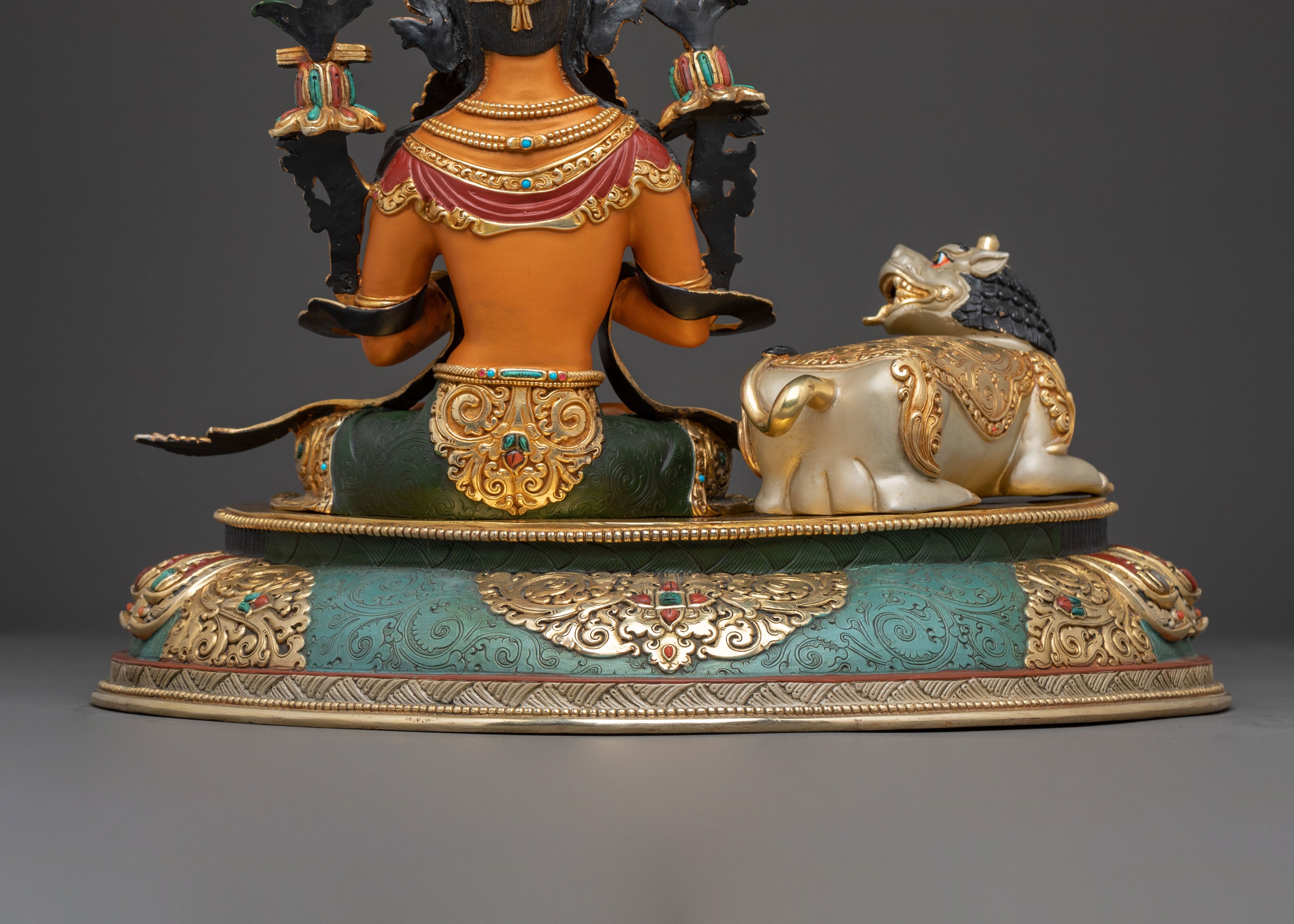 Tikshna Manjushri with Snow Lion Sculpture