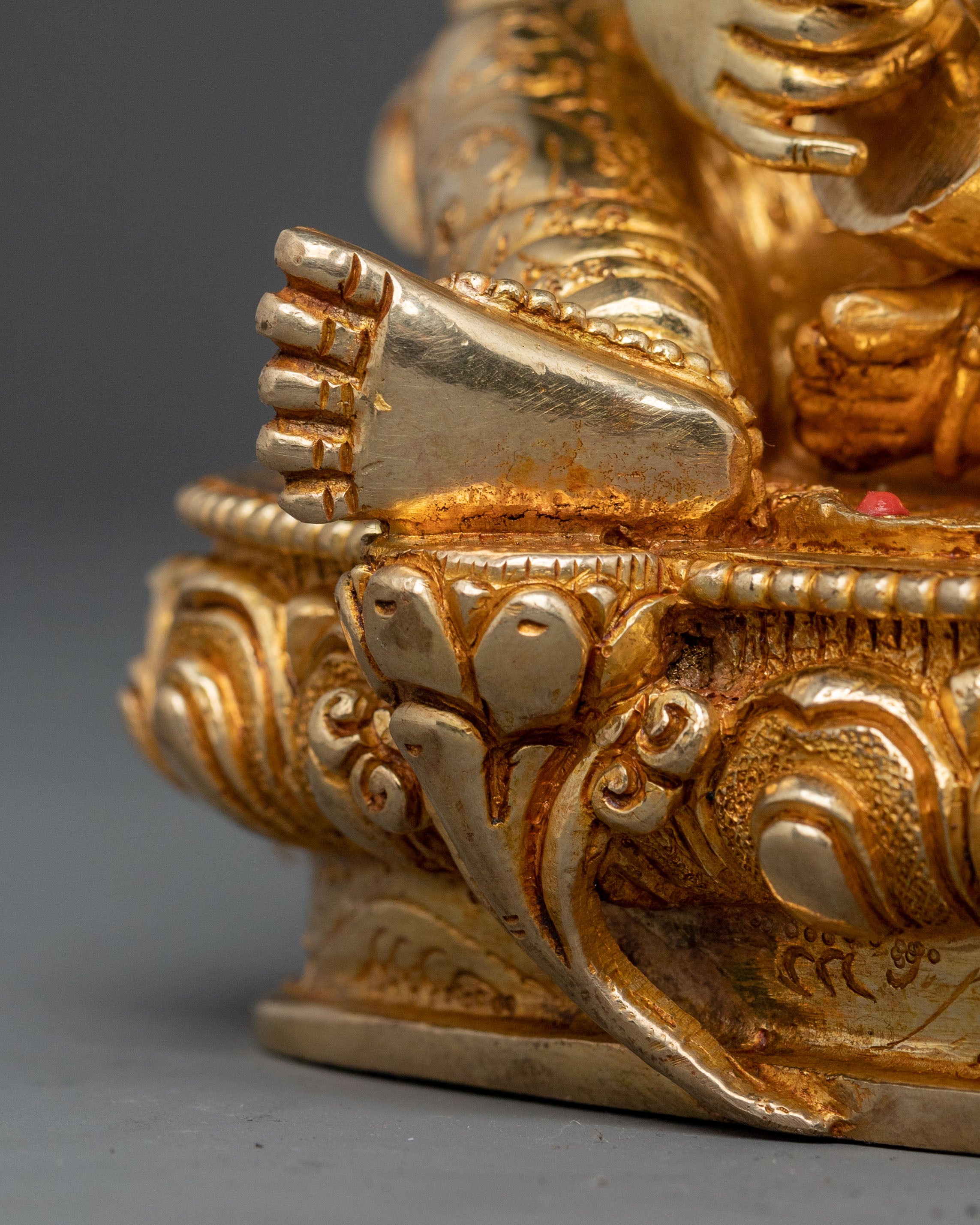 Saraswati Goddess Sculpture: Knowledge  Figurine