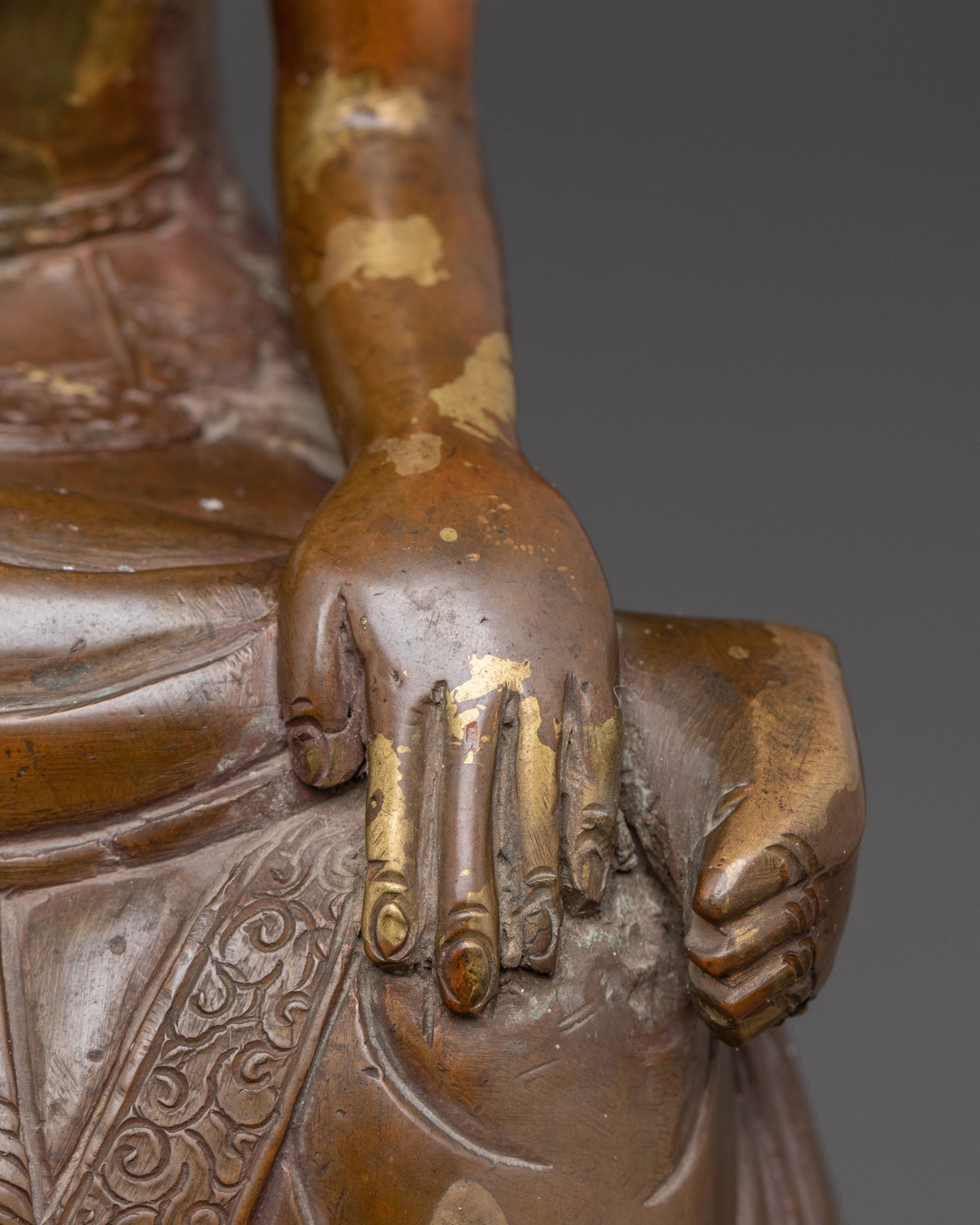 Bodhisattva of Compassion Guan Yin Statue – Oxidized Copper Masterpiece