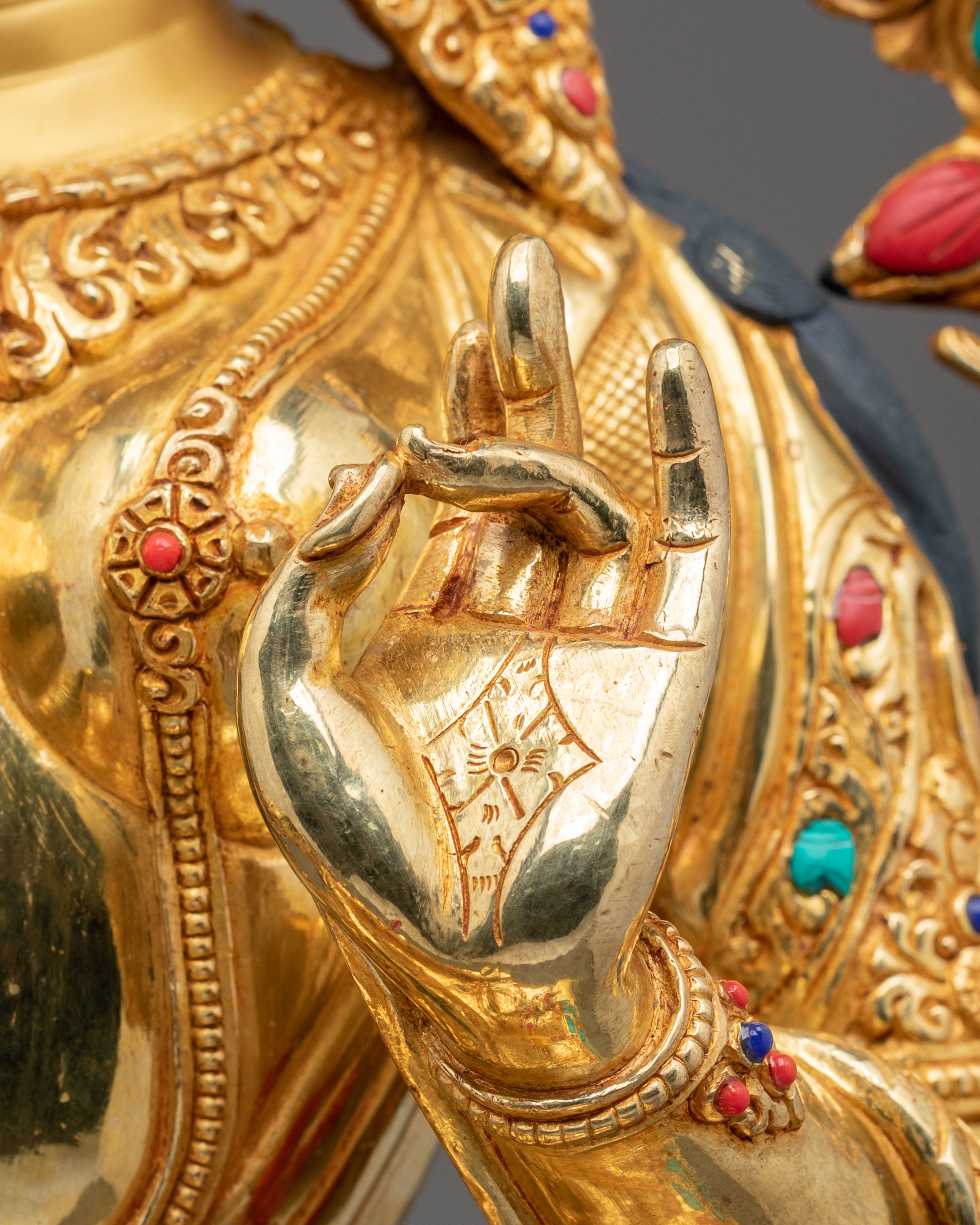 Shyamatara Statue | Hand-Carved 24k Gold Gilding Statue