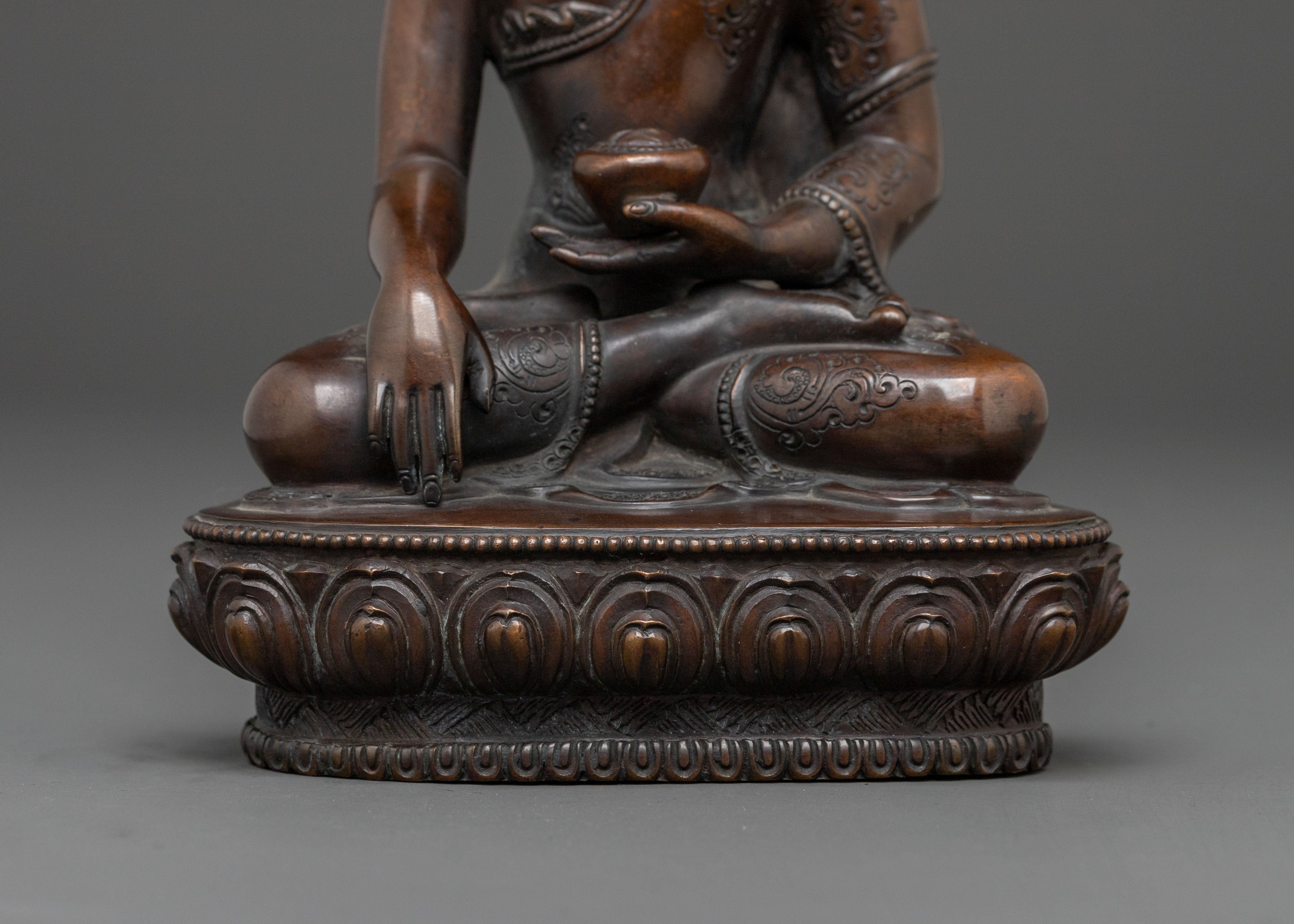 Spiritual Decor Shakyamuni Buddha Statue