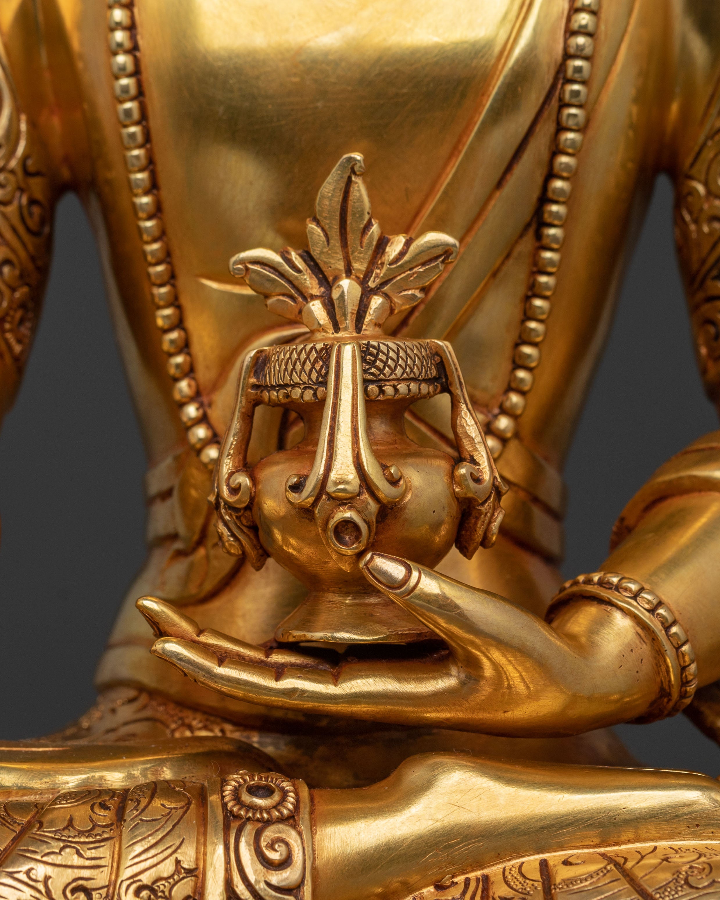 Kshitigarbha Bodhisattva Altar Statue: Spiritual Decor