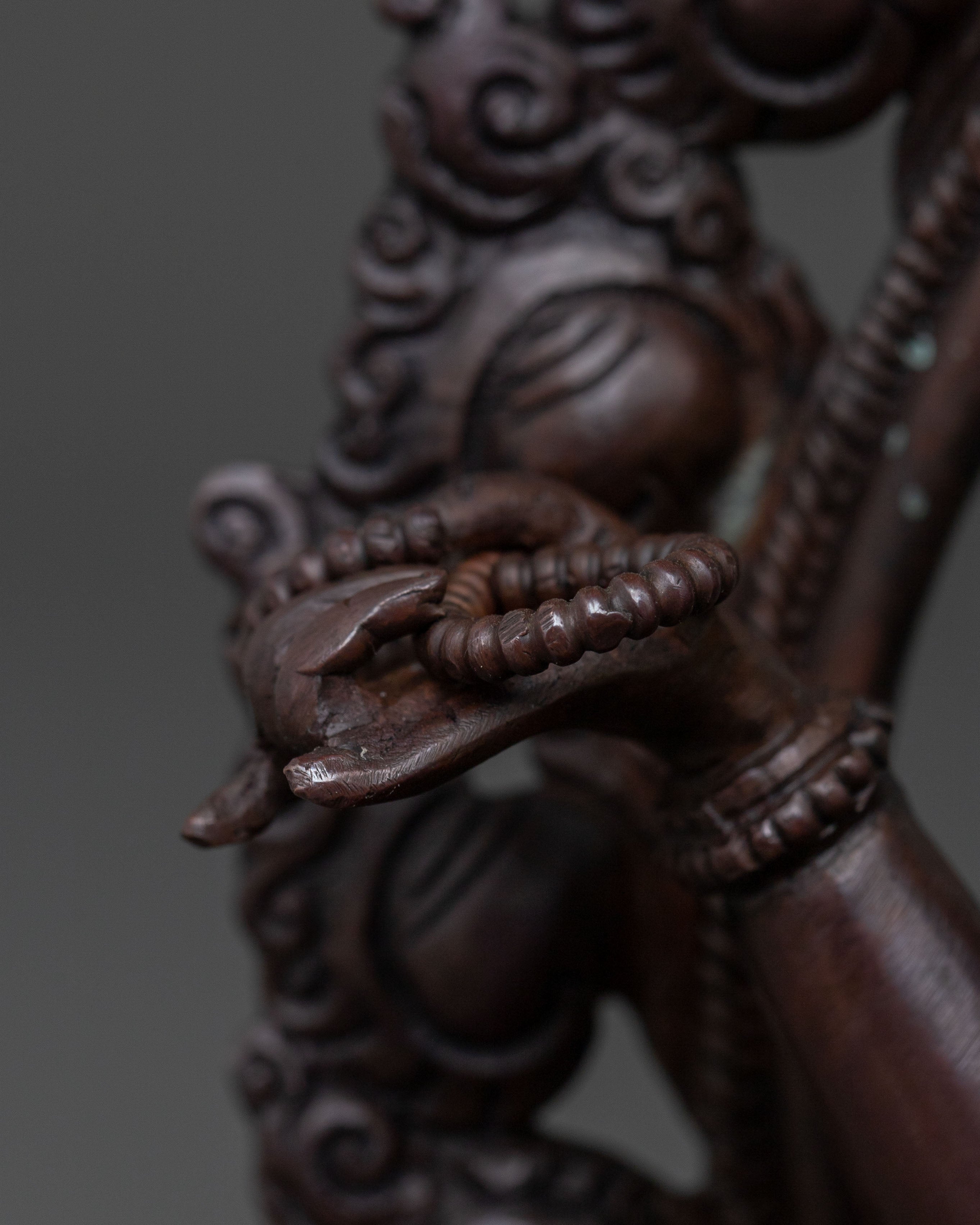 Saraswati Devi Statue: Hindu Goddess of Wisdom