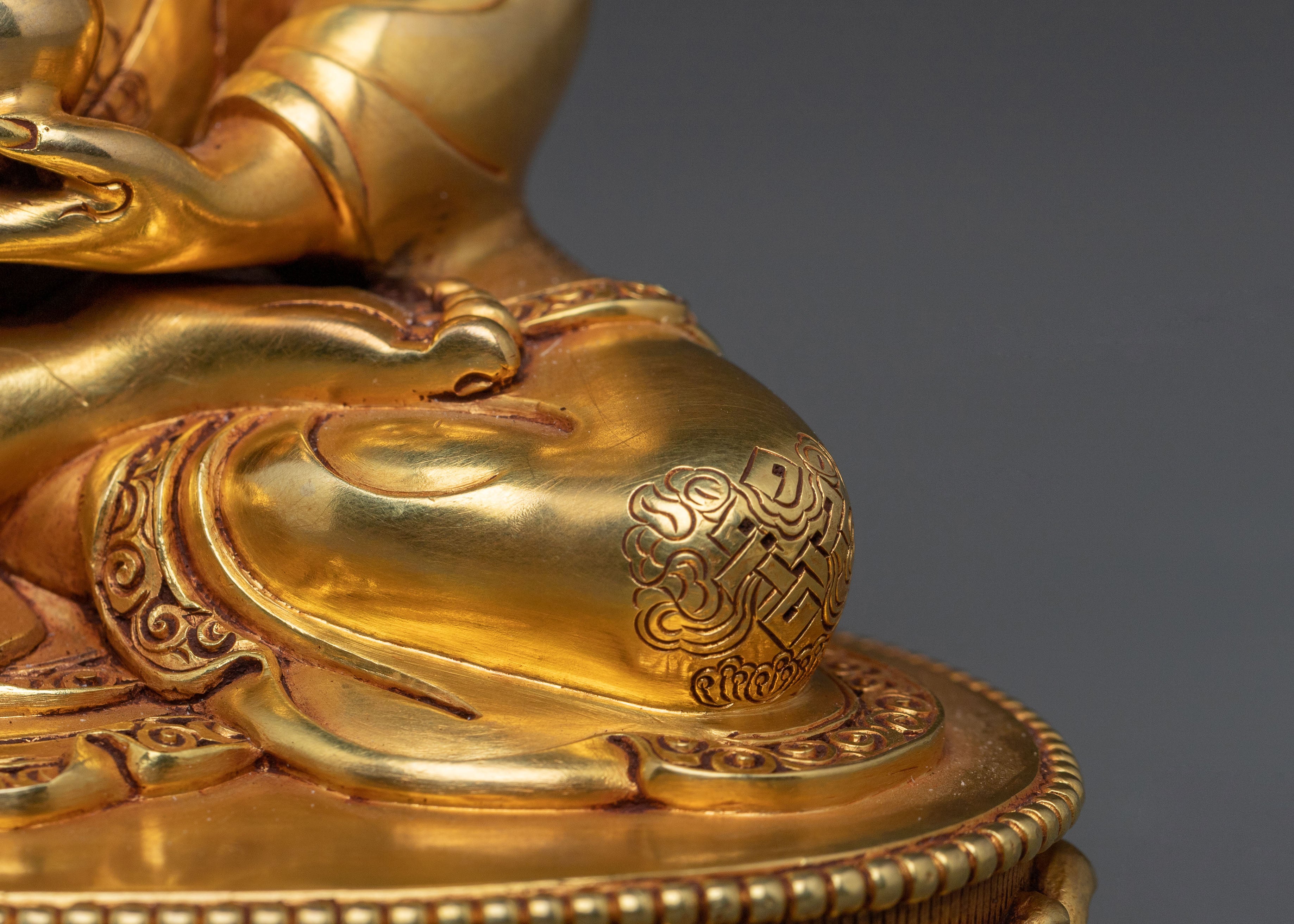 Shakyamuni Buddha Sacred Statue | Supreme Enlightenment