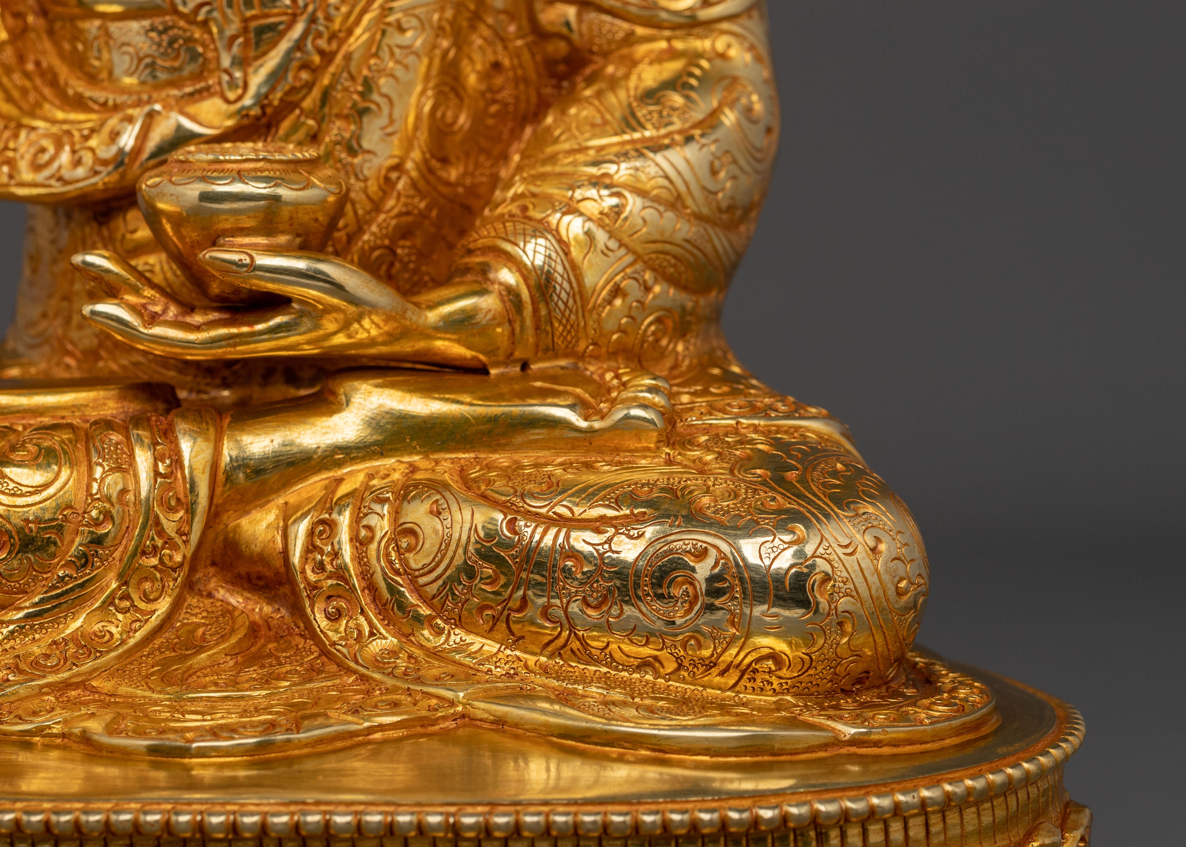 Shakyamuni Buddha Figurine | Enlightened One