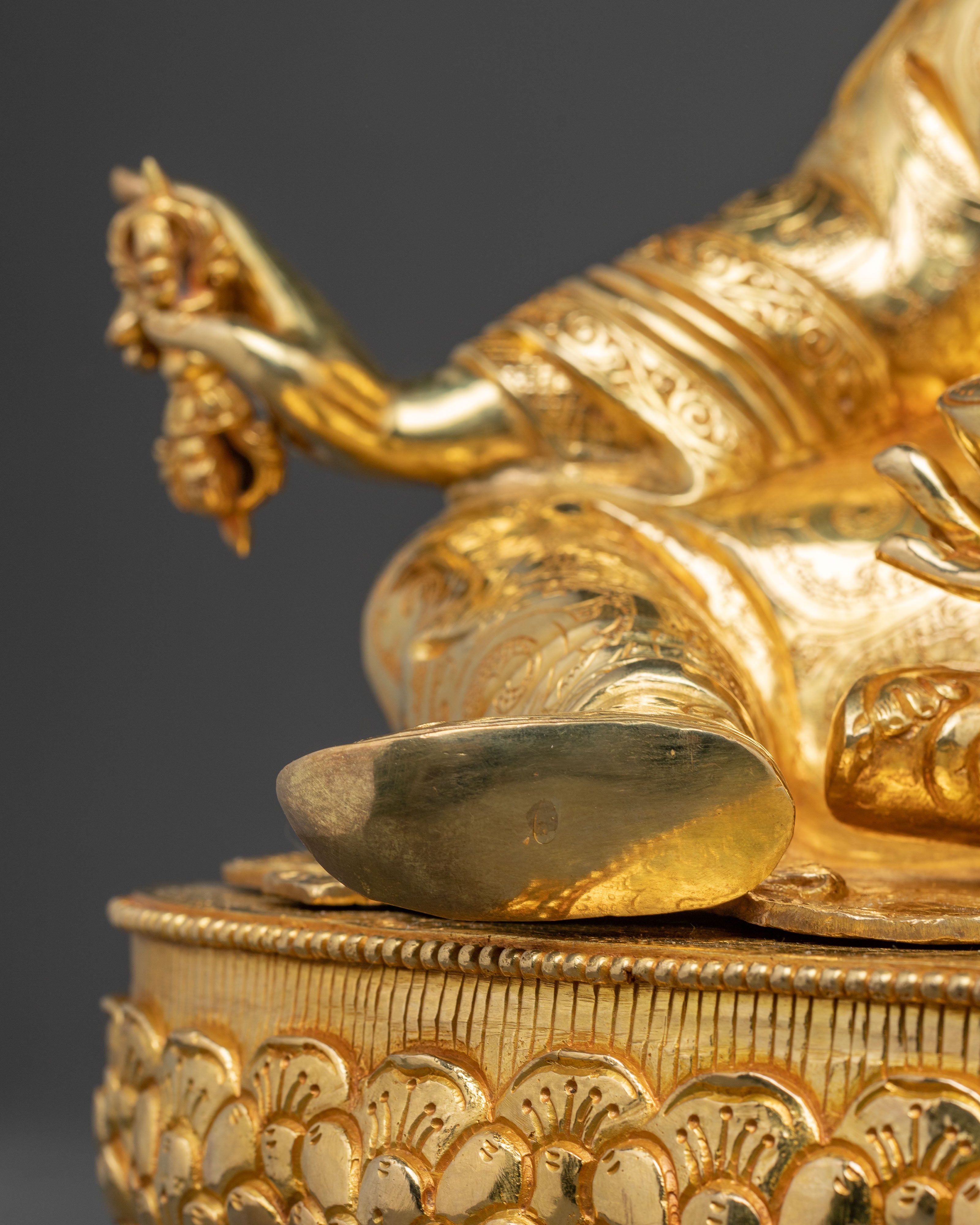 Guru Rinpoche Statue: Master of Vajrayana Tantric Buddhism