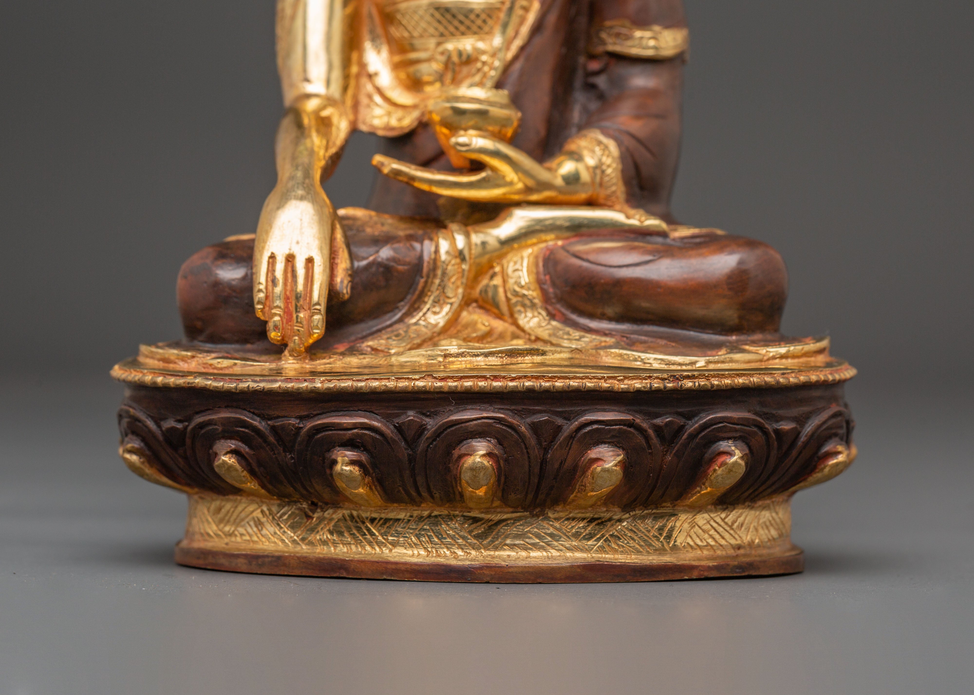 Shakyamuni Buddha Statue: Meditation and Mantra Practice