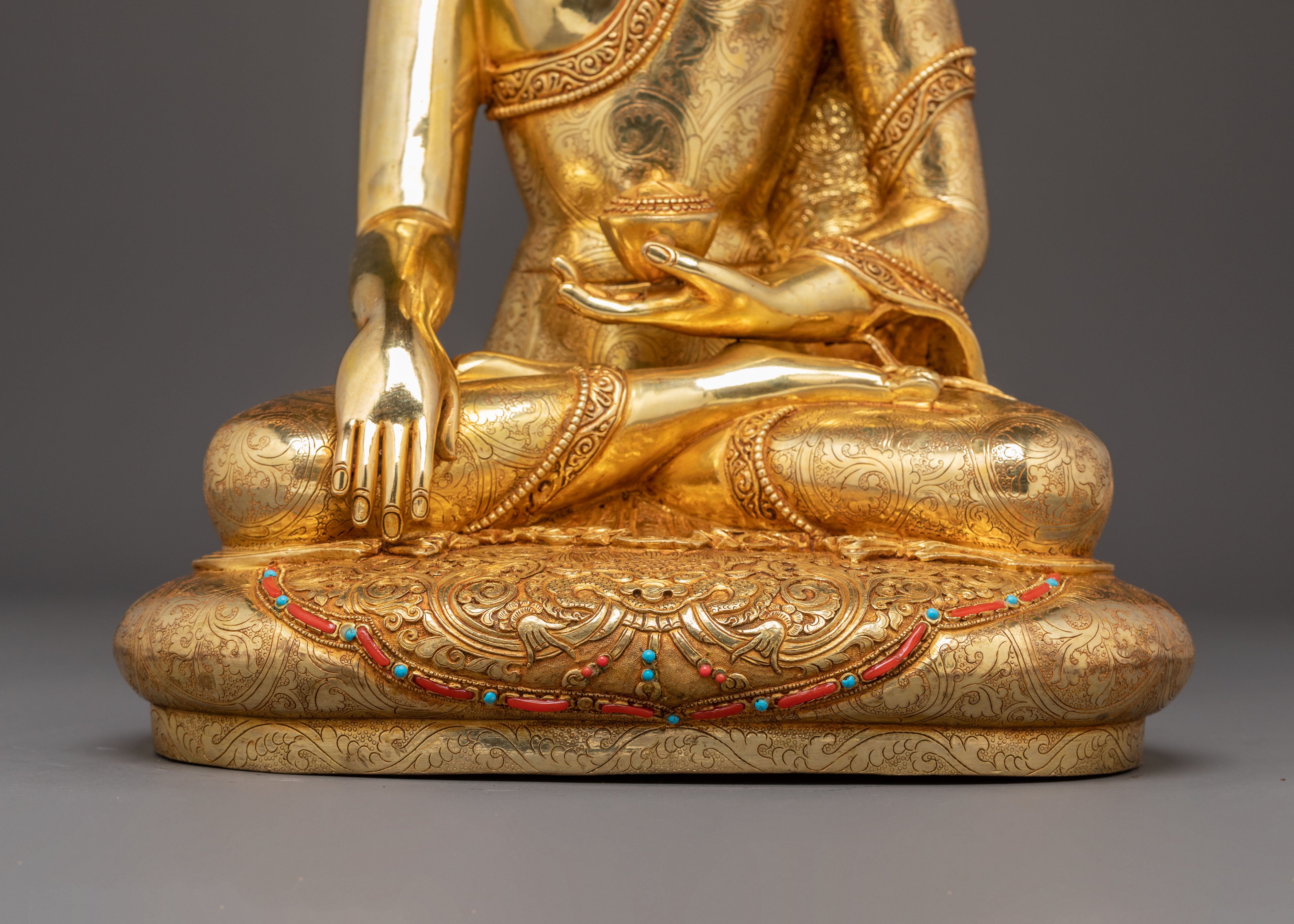 Handmade Gautama Buddha Statue: Founder of Buddhism