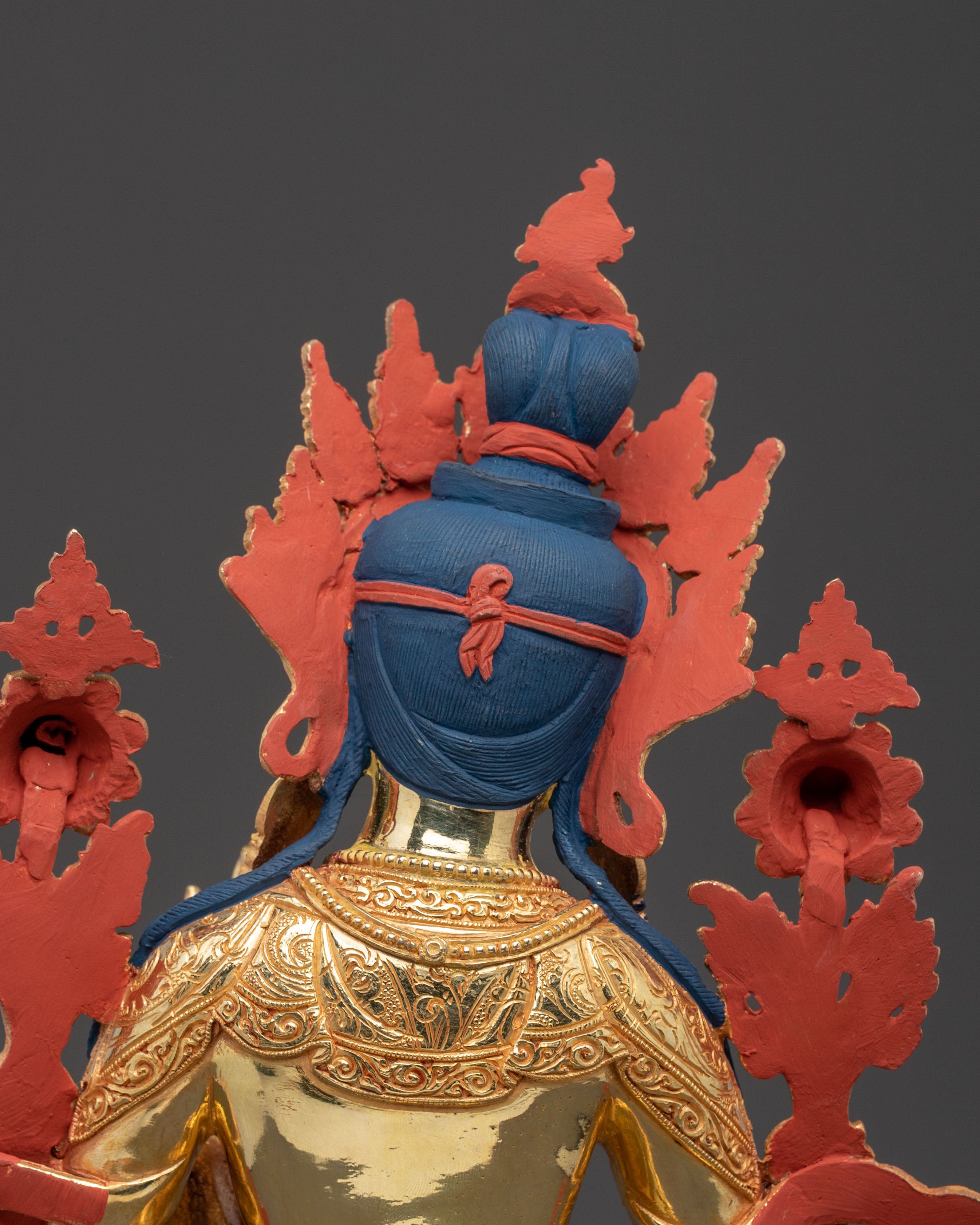 Sacred Statue of Mother Shyama Tara – Hand-Gilded Copper Statue