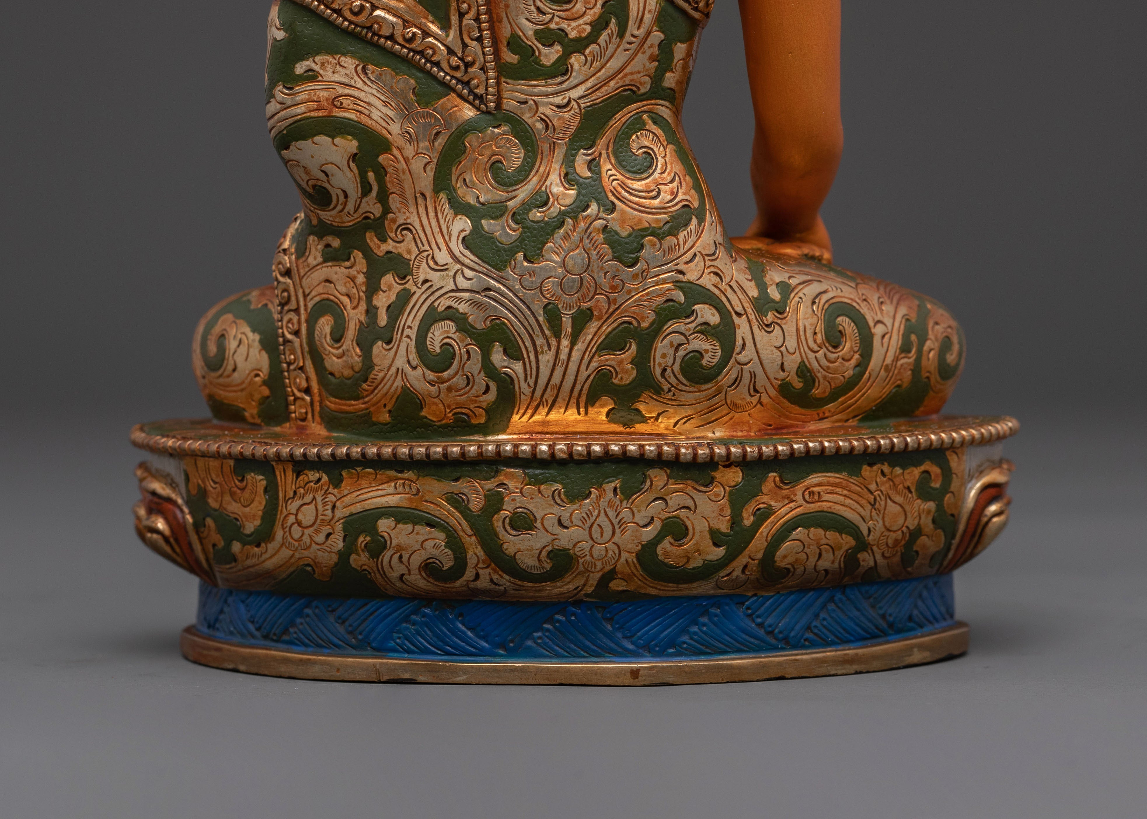 Shakyamuni Buddha Statue: The Enlightened One