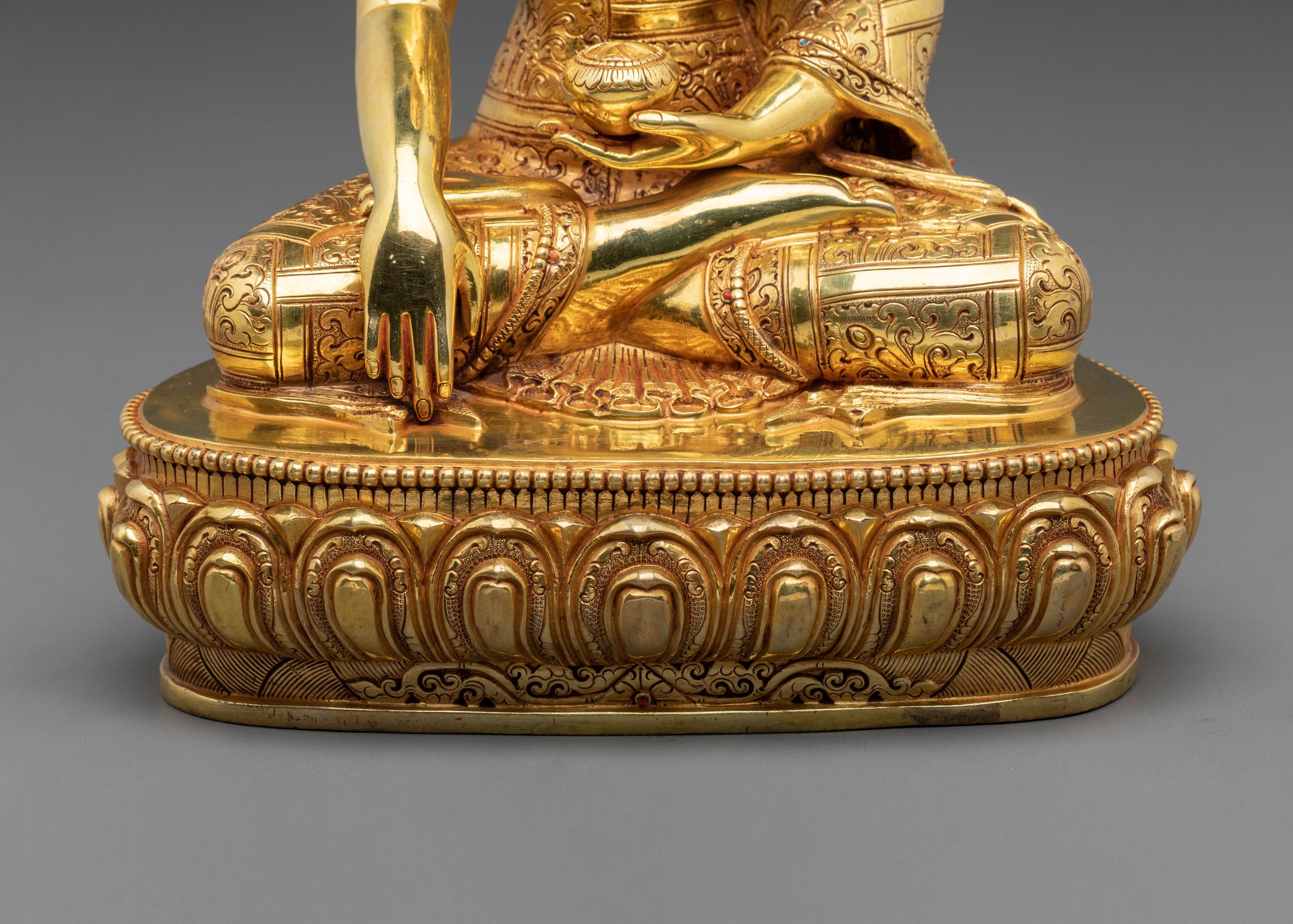 Shakyamuni Buddha Figurine with Copper Body | Buddhist Shrine