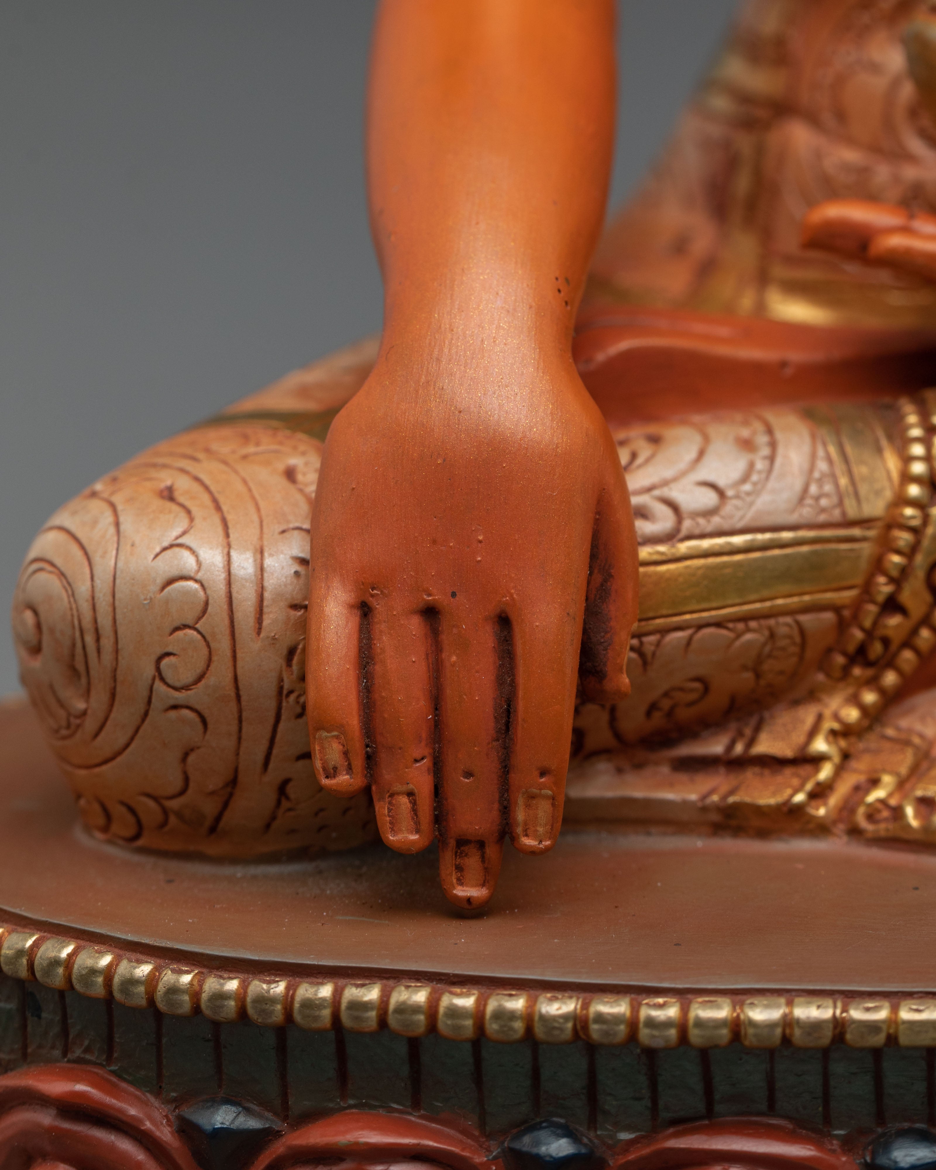 Shakyamuni Buddha Sacred Buddhist Rupa in 24K Gold