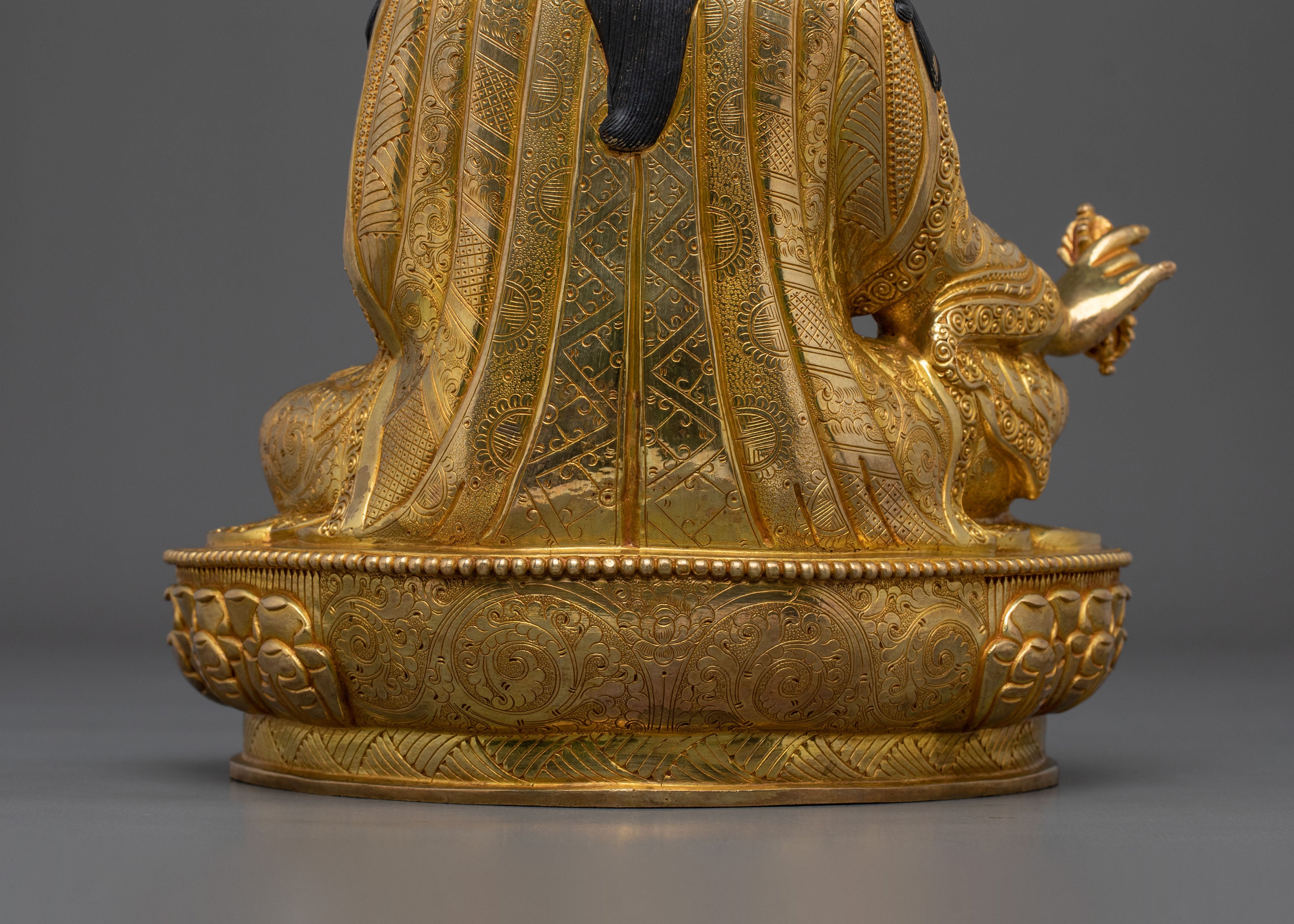 Padmasambhava Sculpture | Symbol of Wisdom