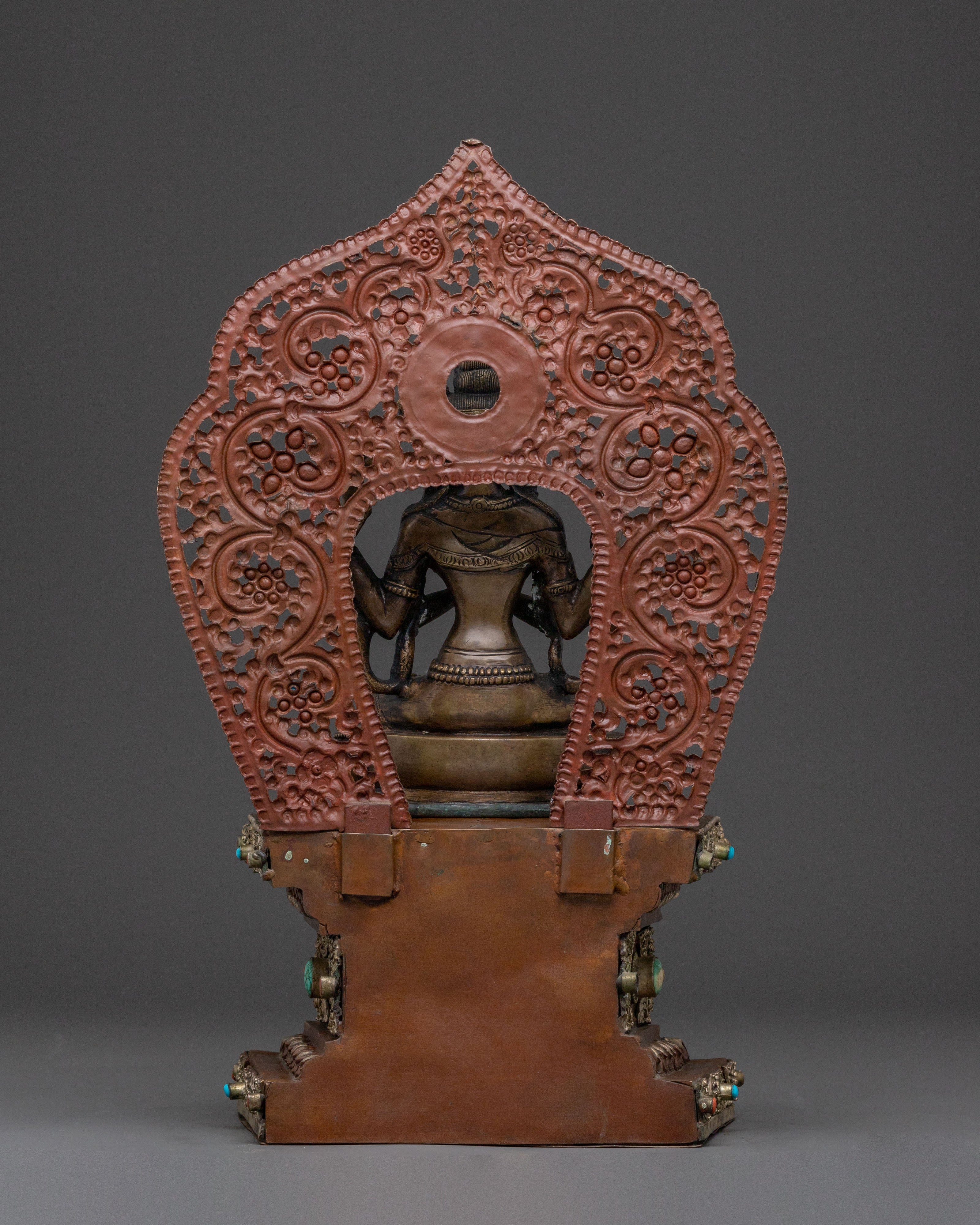 Chenrezig Statue on Throne | Spiritual Figure