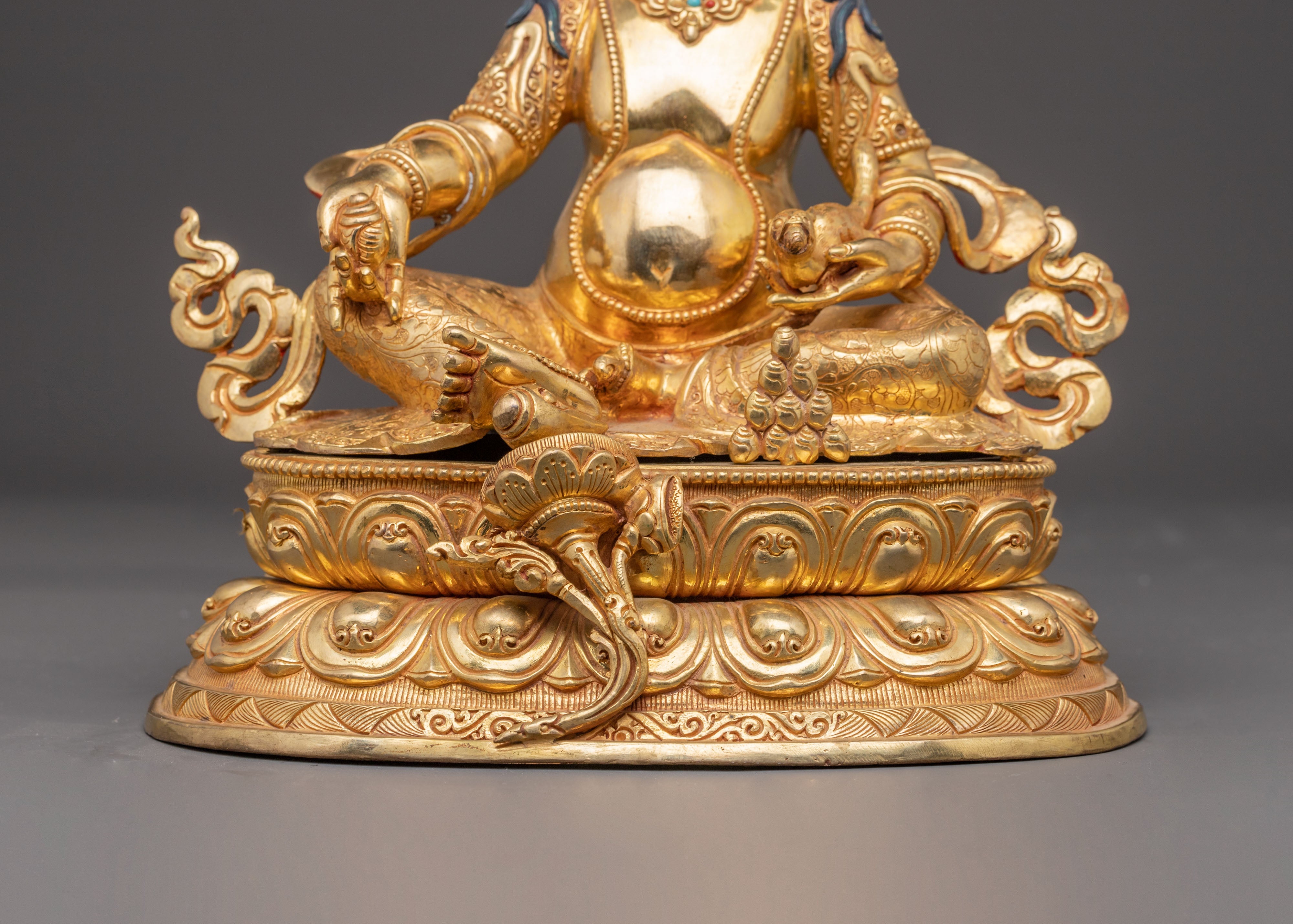Golden Dzambhala Statue: Spiritual and Wealth Blessings