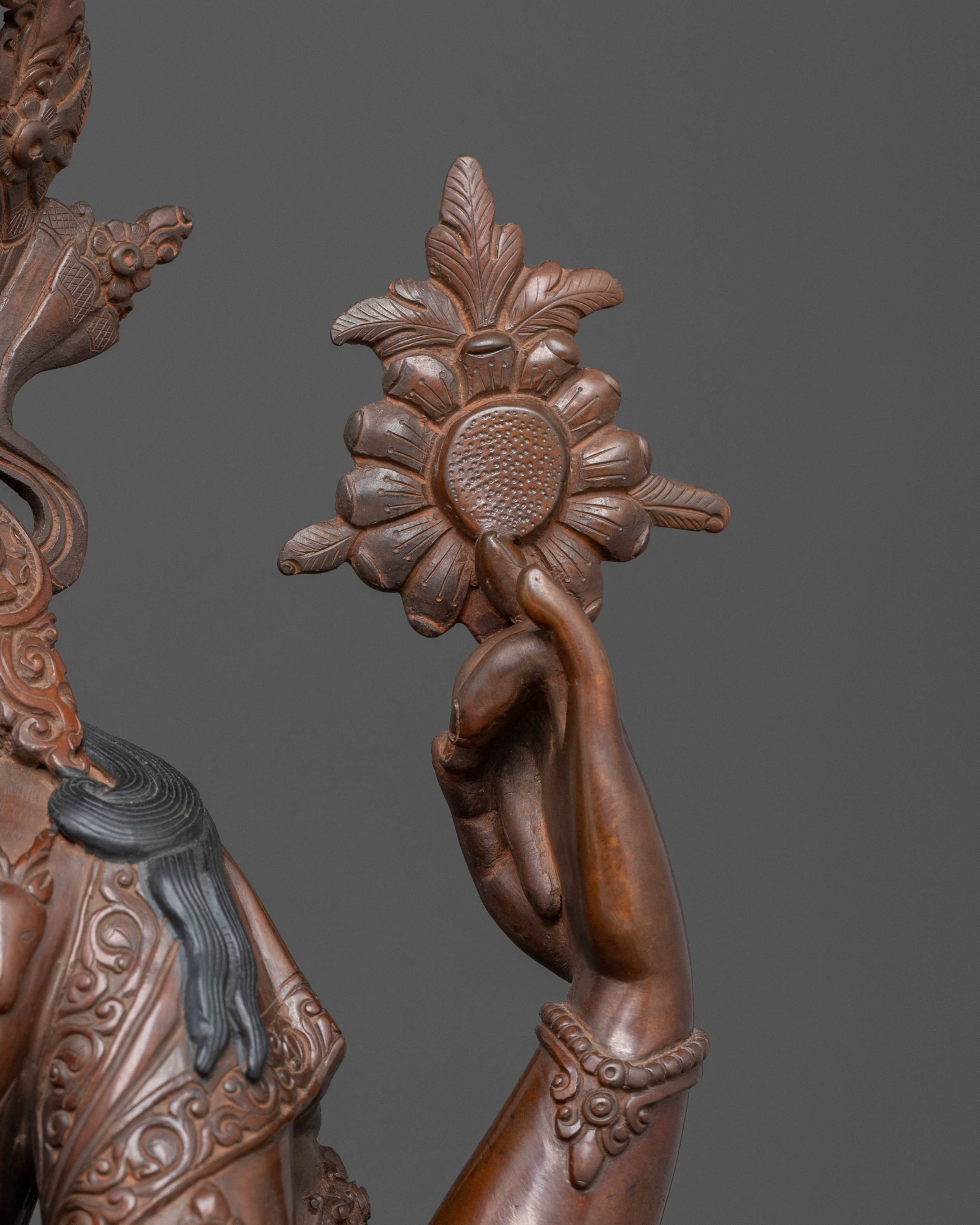 Chenrezig Sacred Statue: Embodiment of Kindness