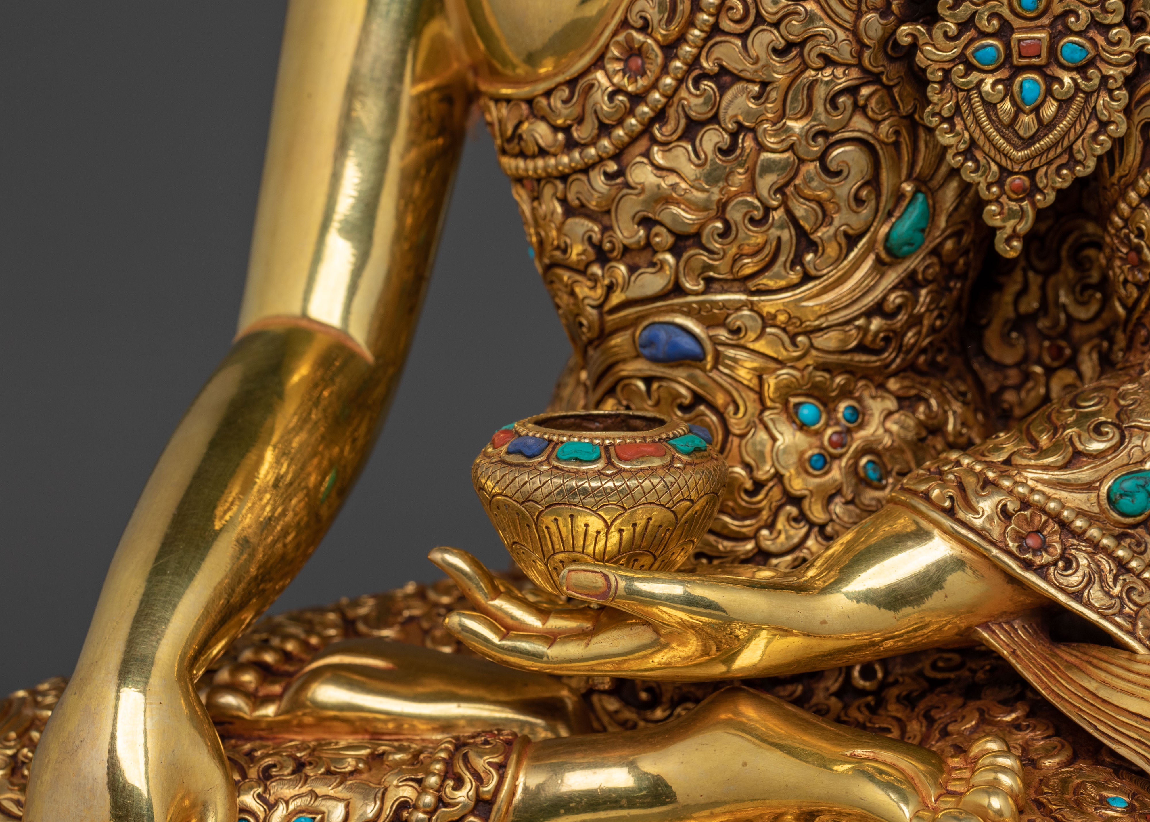 Sugata Shakyamuni Statue | Symbol of Enlightenment
