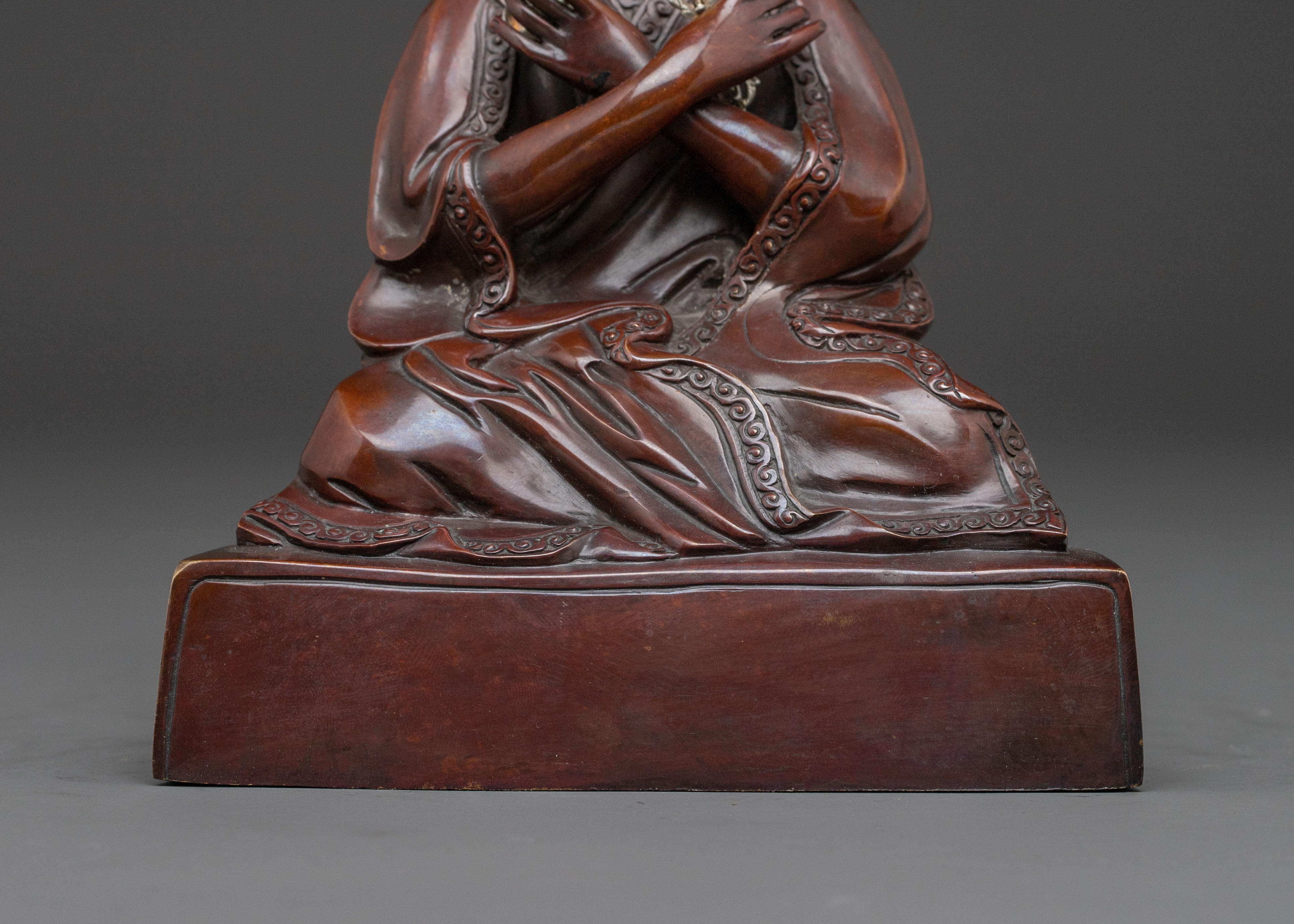 16th Karmapa Rangjung Rigpe Dorje Spiritual Statue