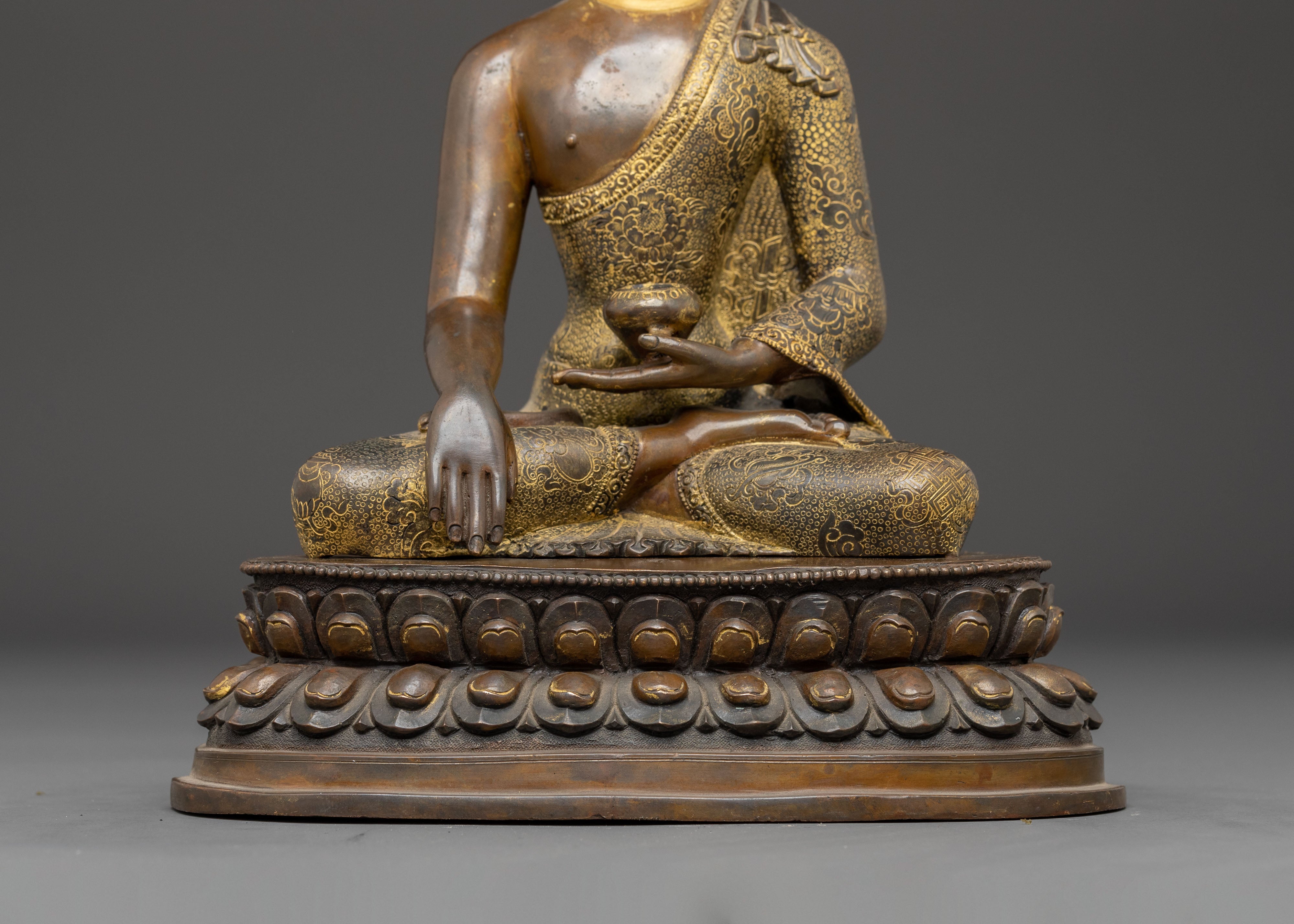 Handcrafted Copper Statue of Shakyamuni Buddha | Enlightenment Symbol