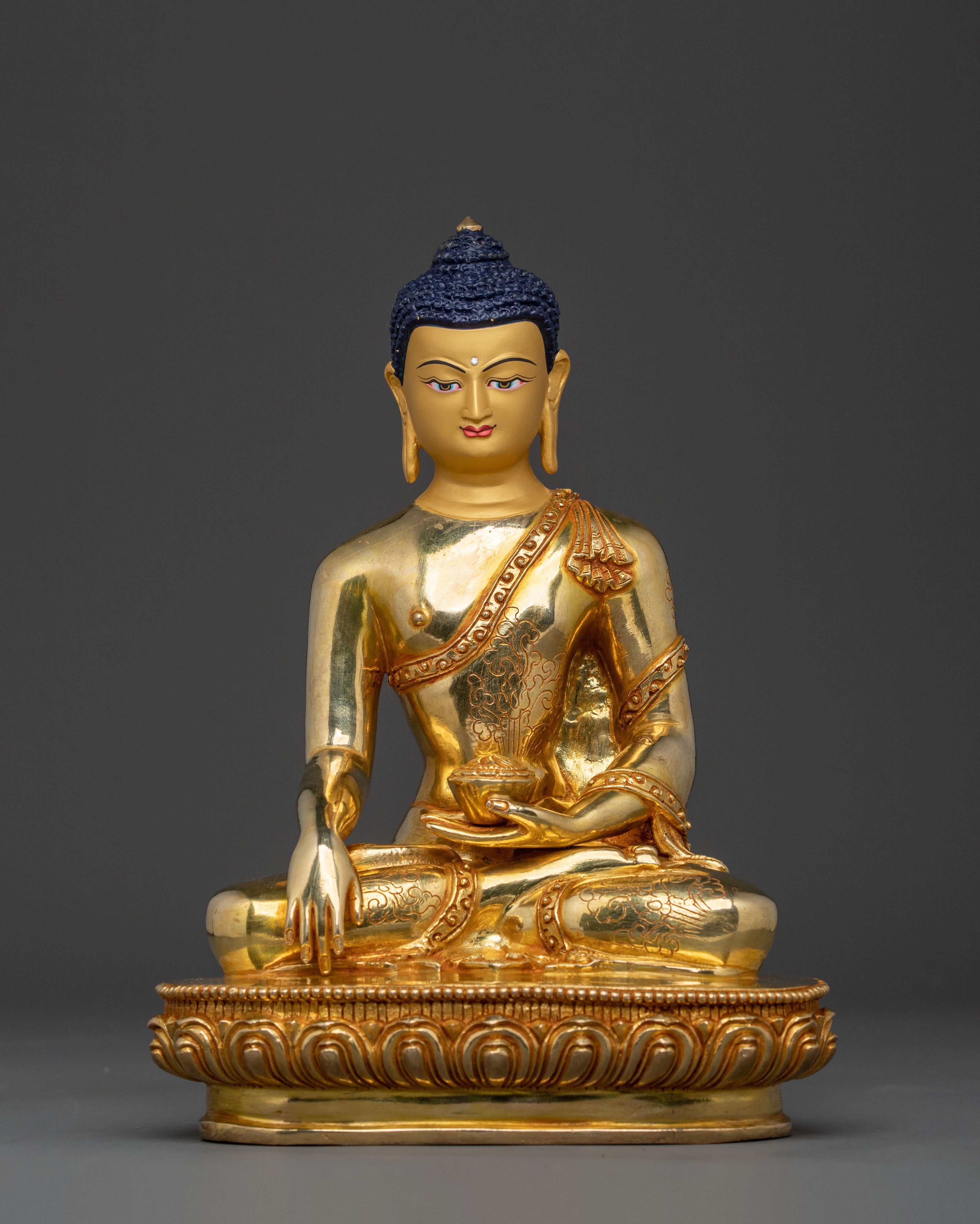  Shakyamuni Buddha
