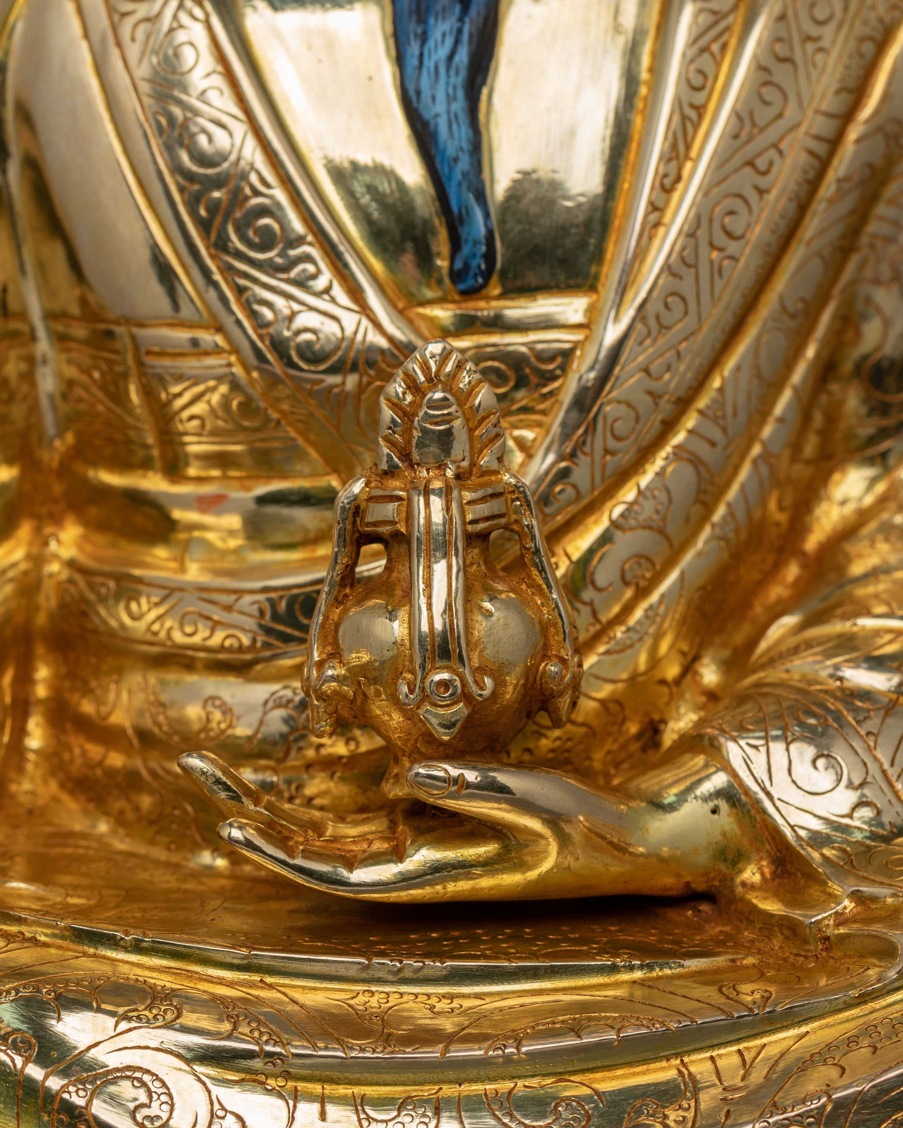Guru Shapdum Protector Statue in 24K Gold