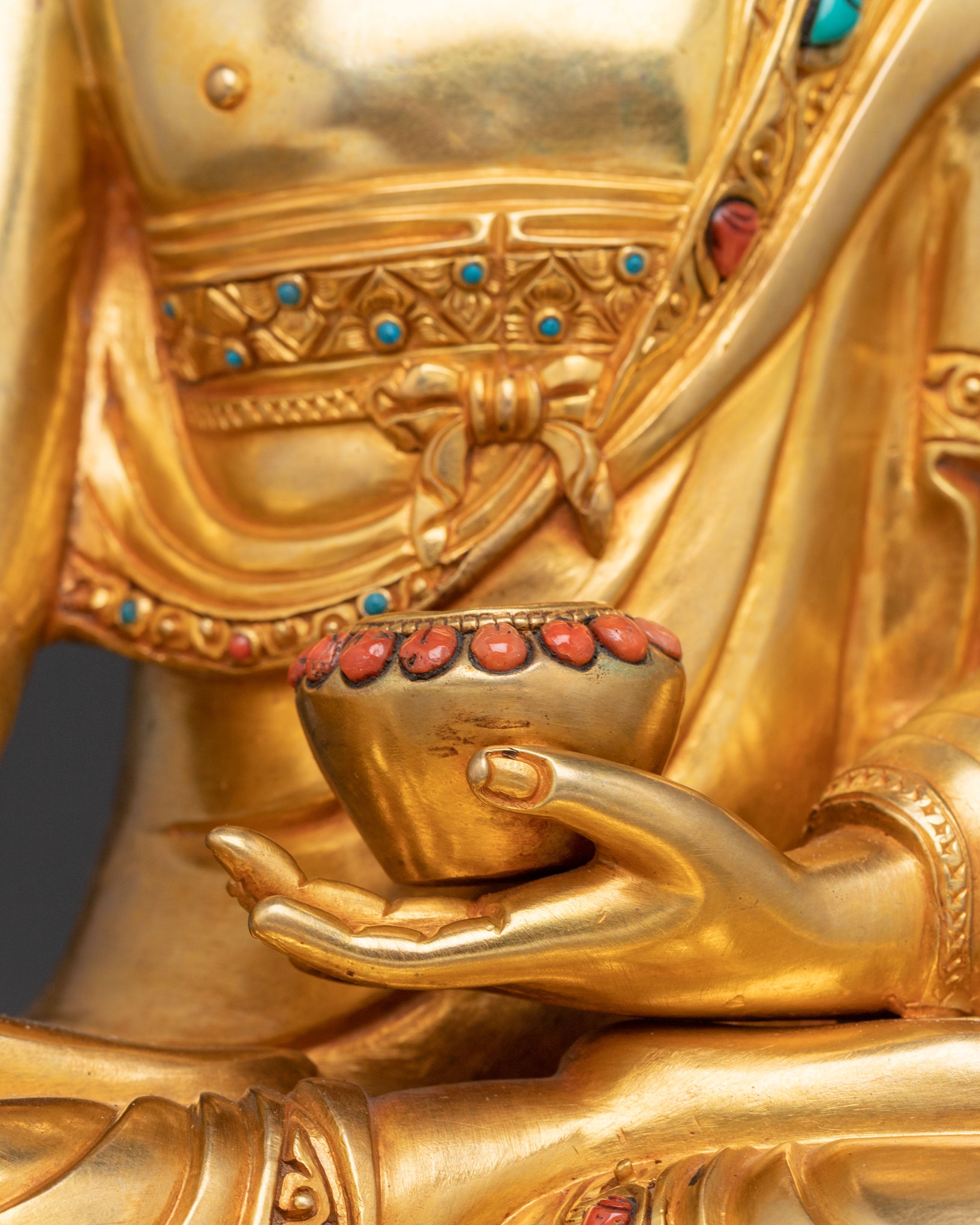 Exquisite 24K Gold Gilded Shakyamuni Buddha Statue for Altar Decor