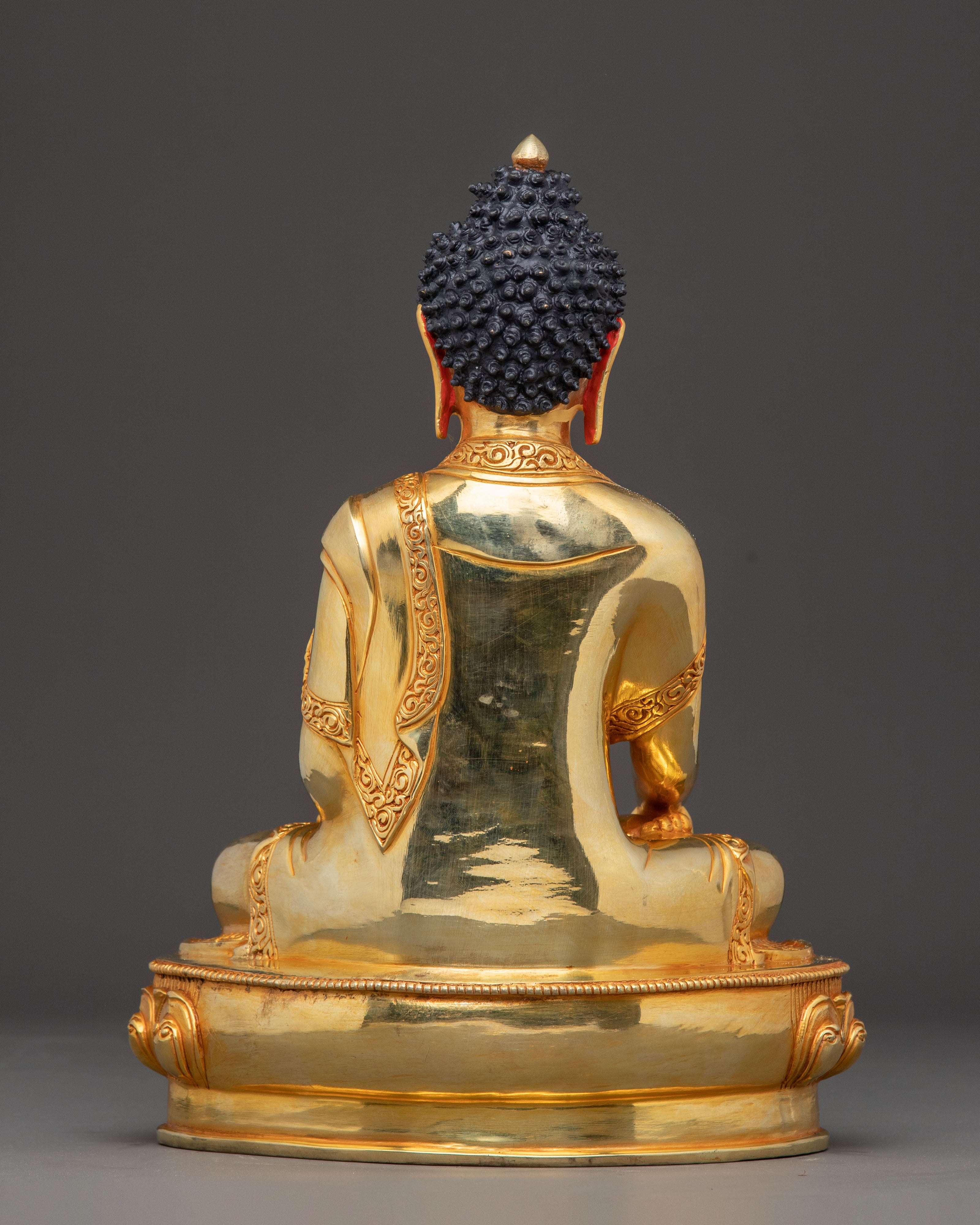 Golden Statue of Shakyamuni Buddha, Founder of Buddhism | The Enlightened One