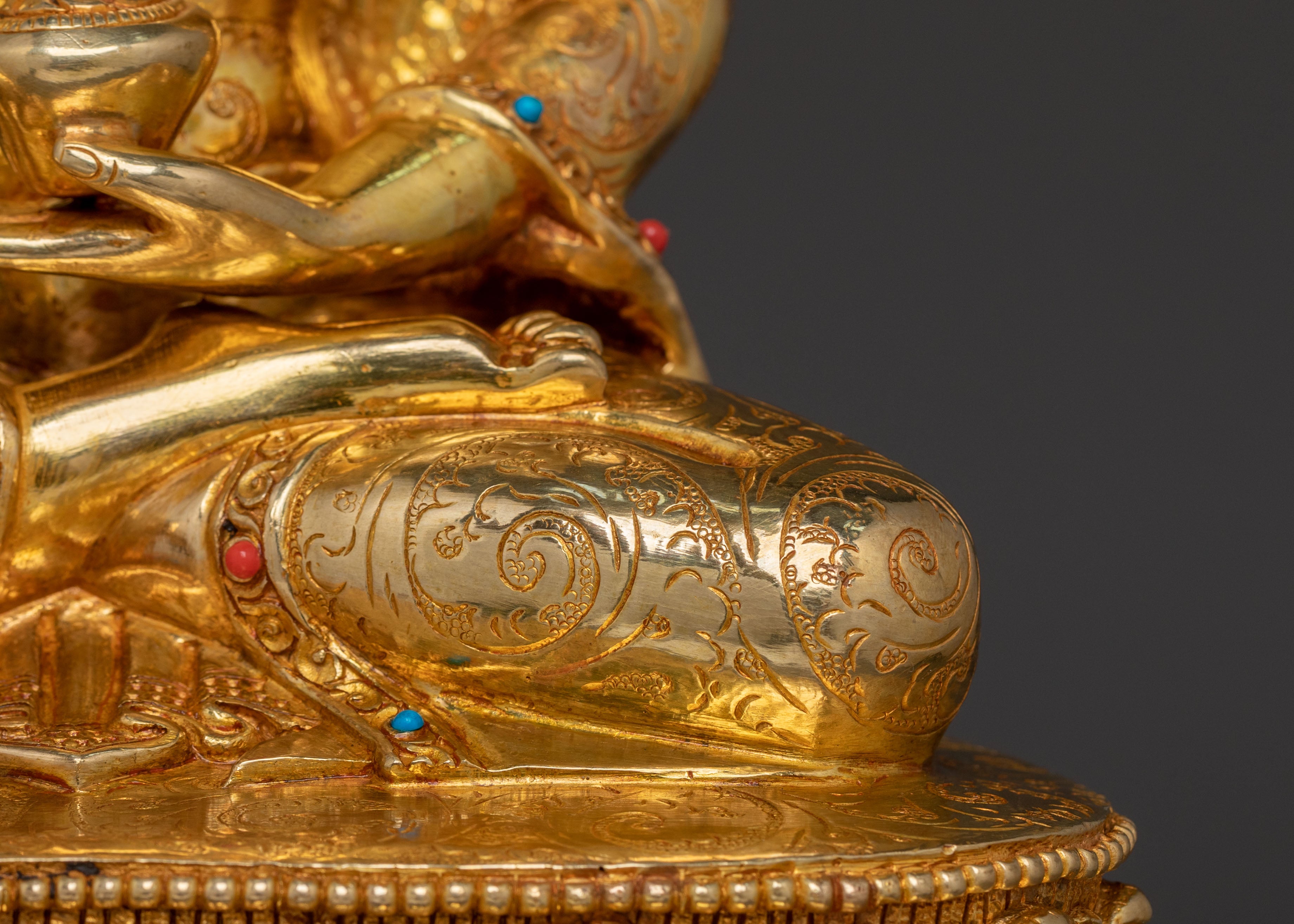 Shakyamuni Buddha Statue with a Throne | Meditation Figure