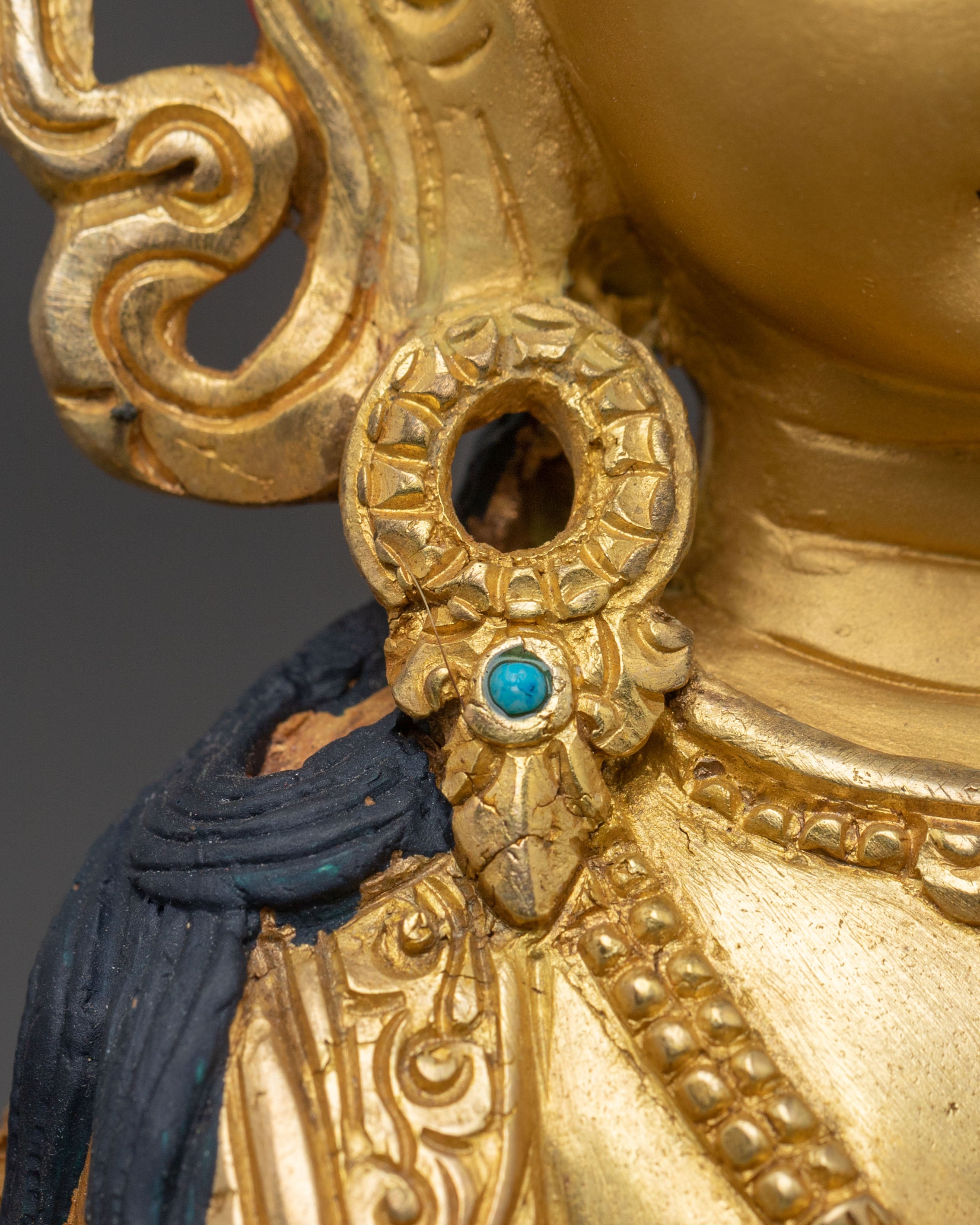 Chenrezig Wisdom and Compassion Statue