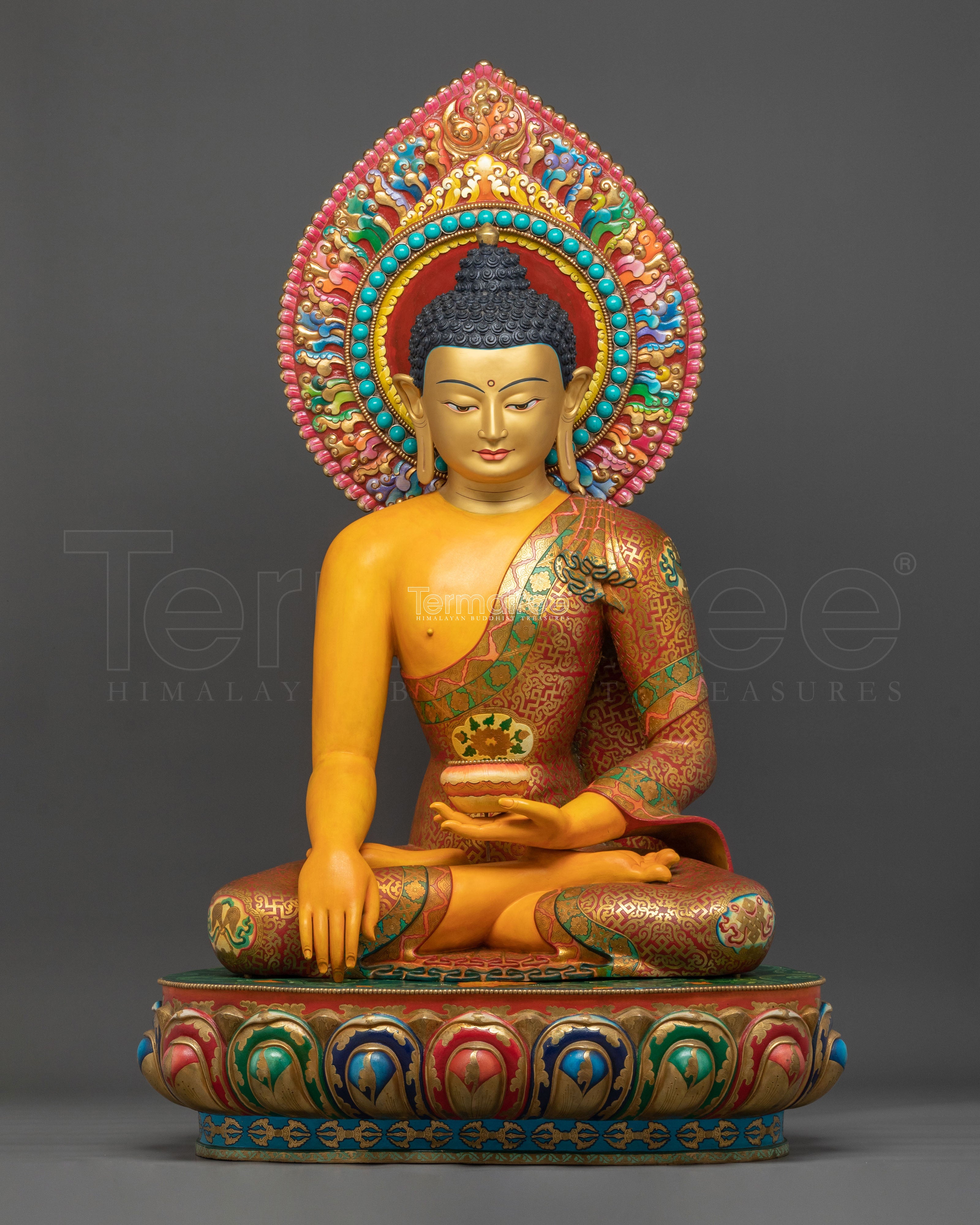Hand-Carved Shakyamuni Buddha Statue | Exquisite Gilded Artistry