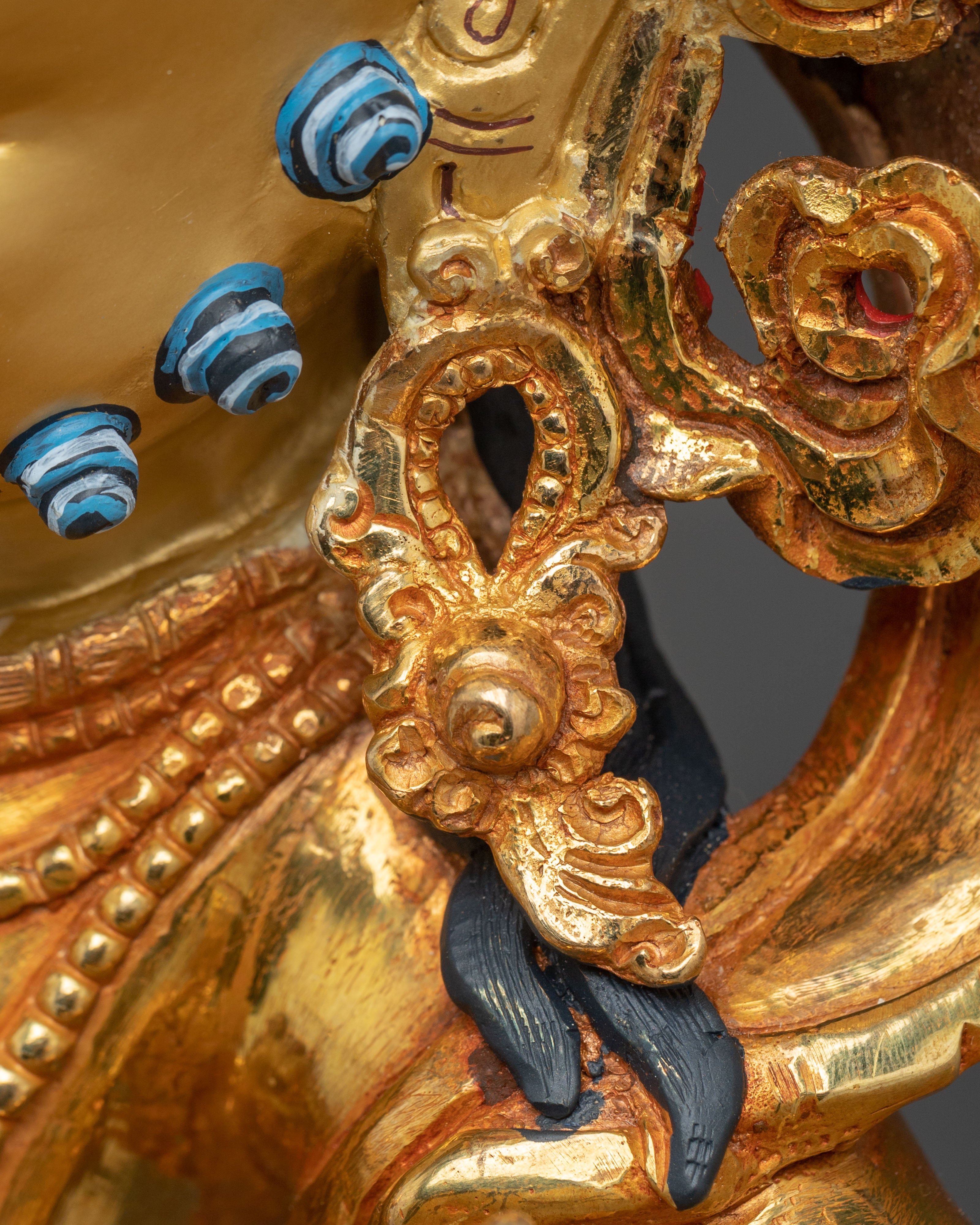 Namtoshe Northern Heavenly King Sculpture | Symbol of Prosperity and Protection