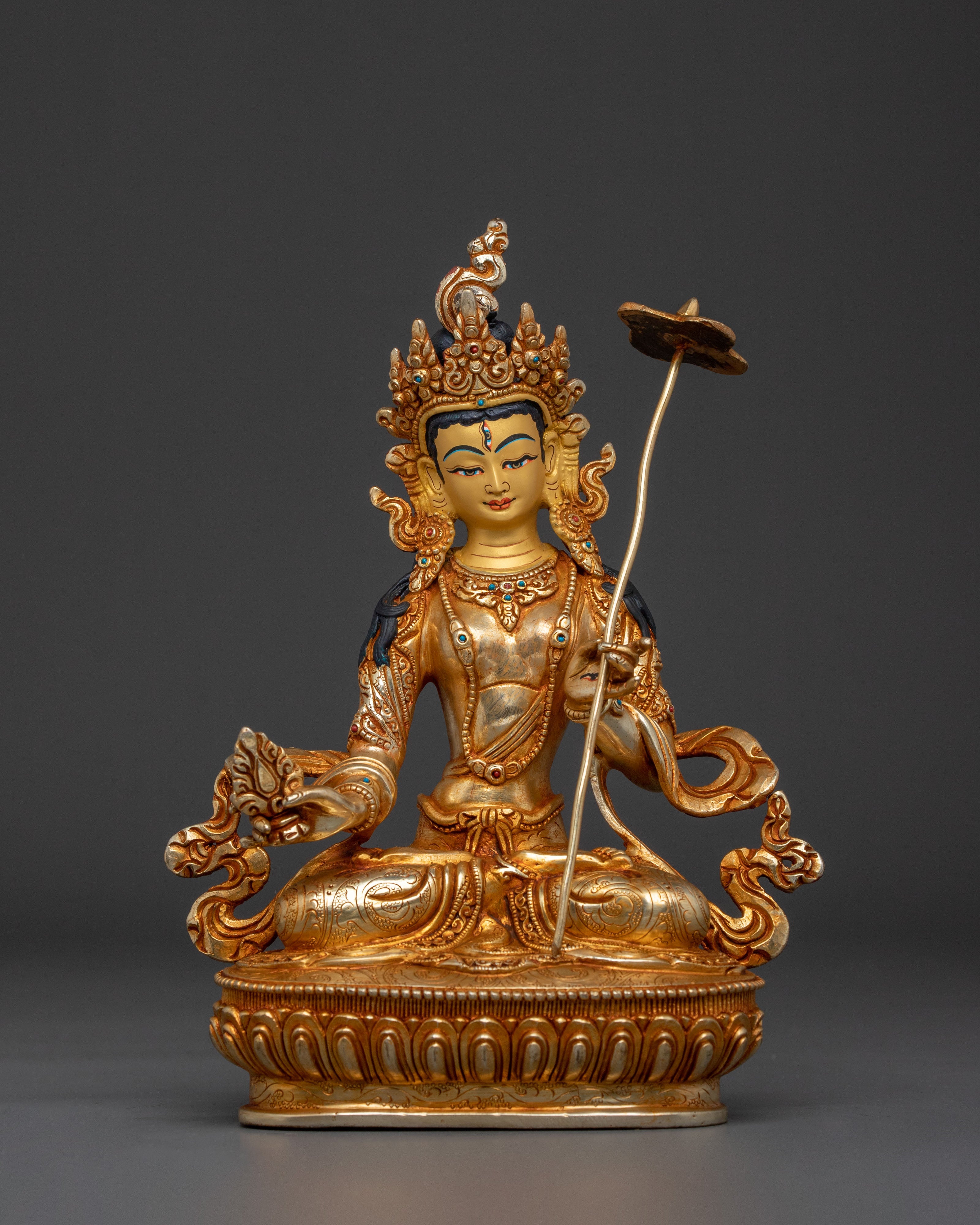  Dukar Statue