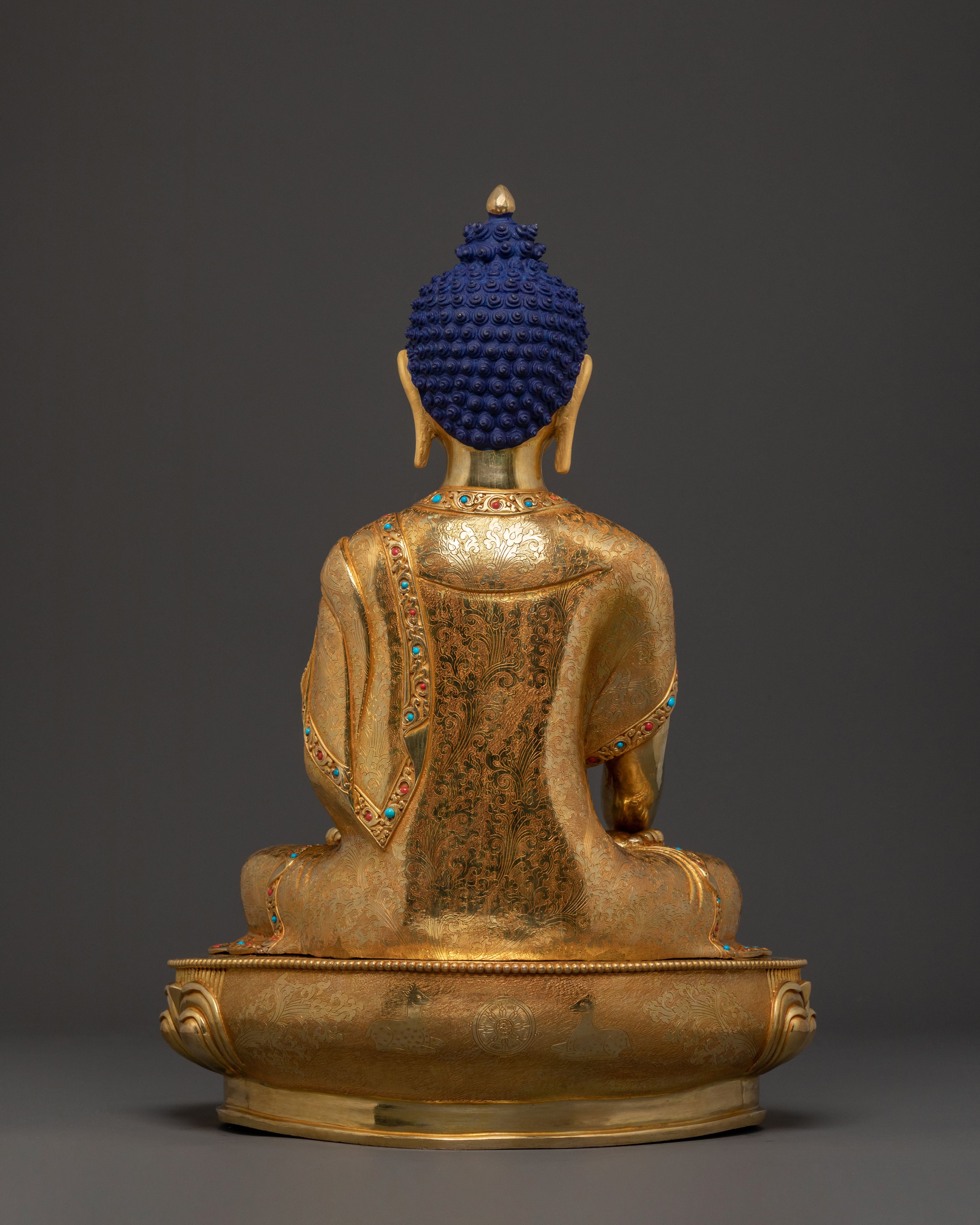 Serene Shakyamuni Buddha Statue for Altar Decor