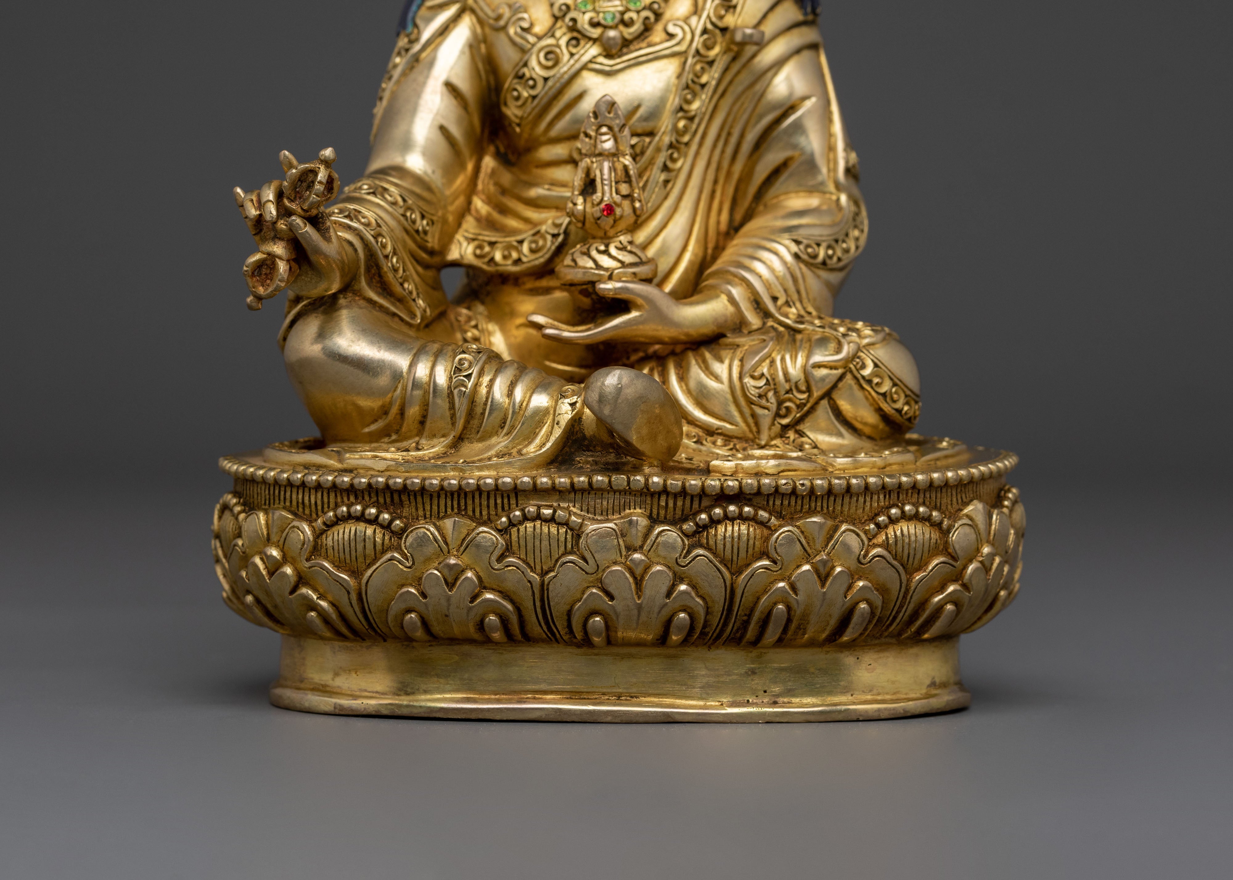 Guru Rinpoche Sculpture | Tibetan Buddhist Master