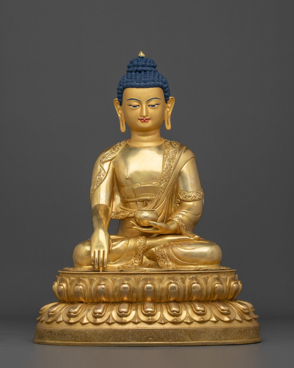 Hand Carved Shakyamuni Buddha Golden Sculpture