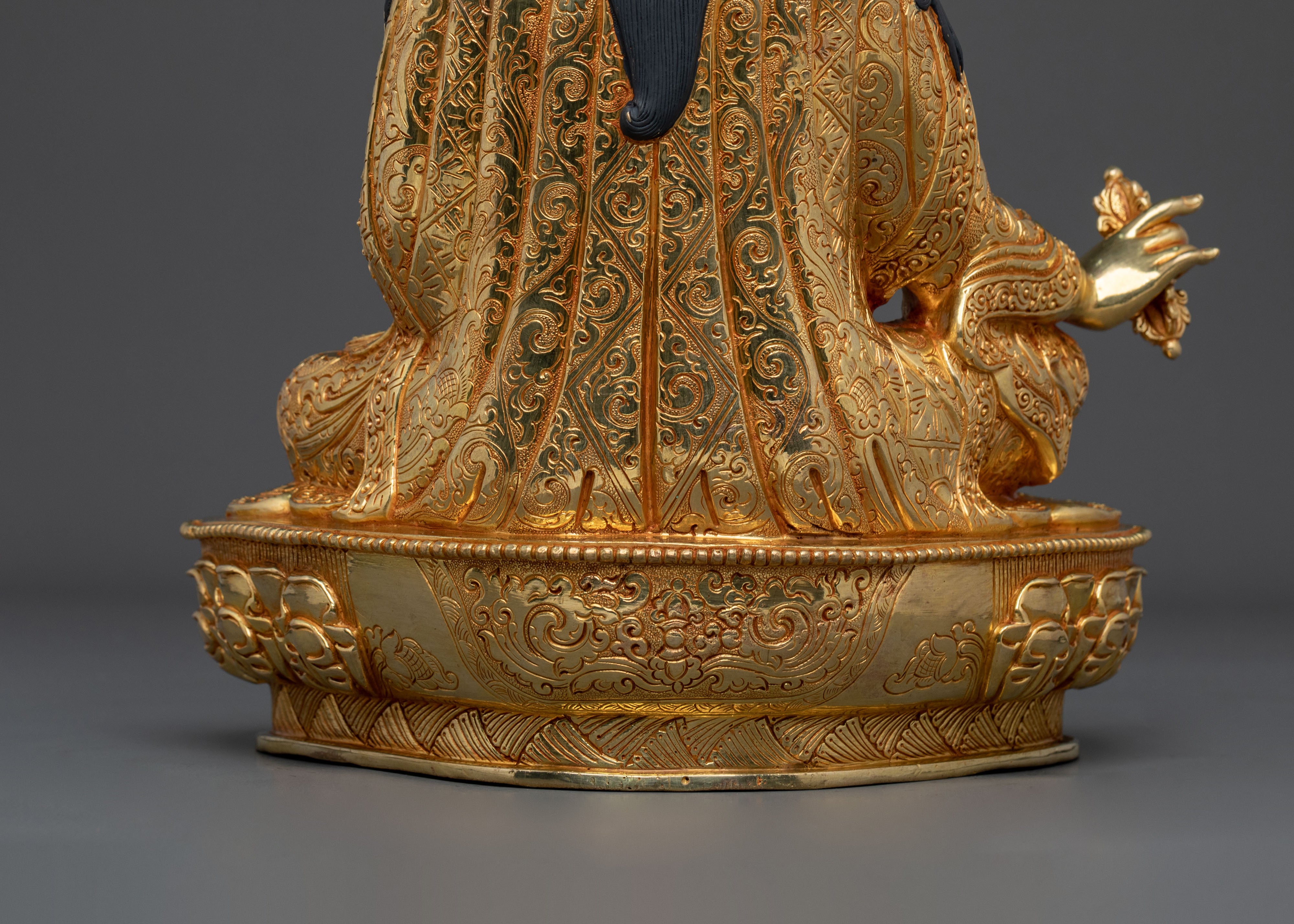 Tibetan Wisdom Guru Rinpoche Figurine | Home Decor