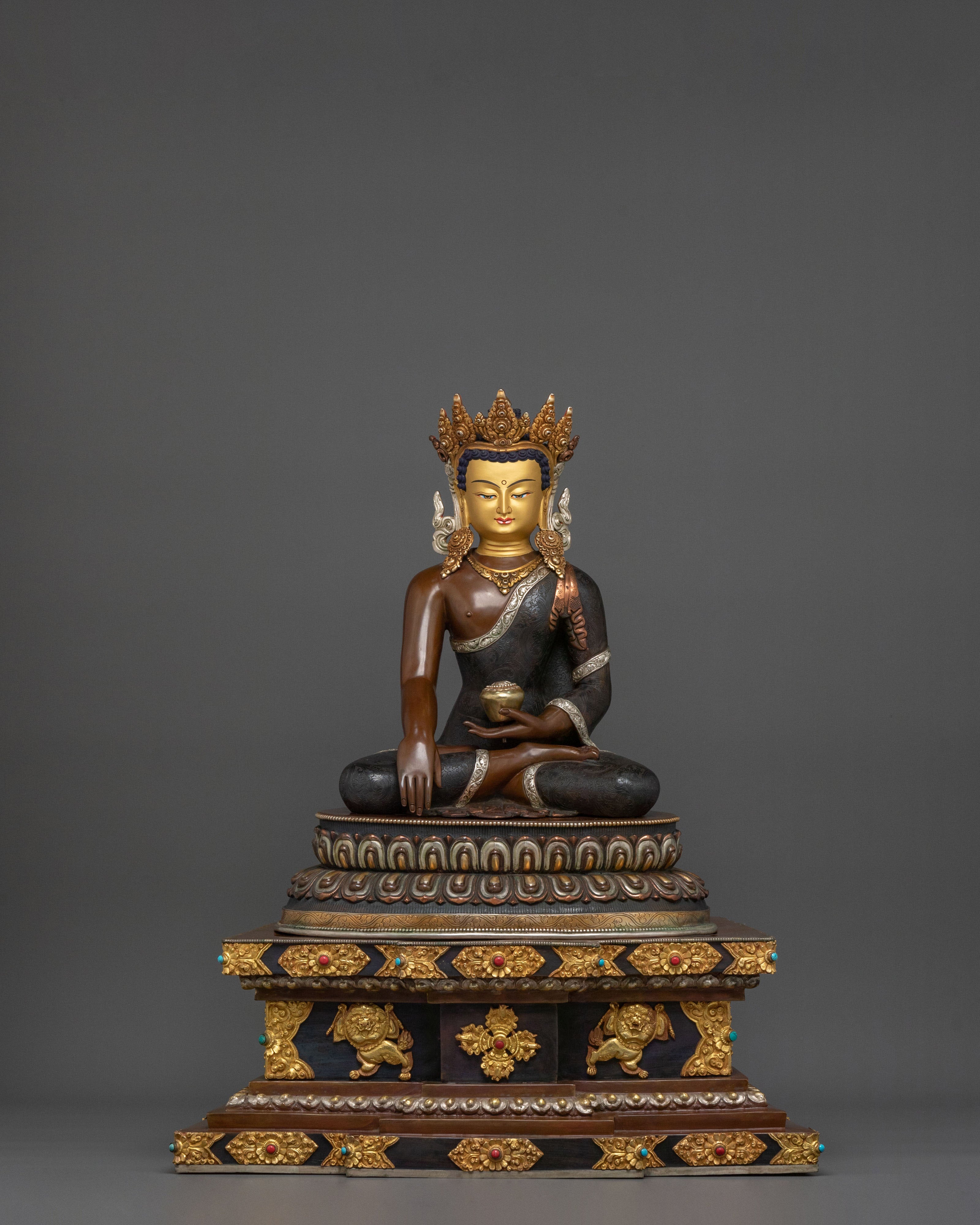 Shakyamuni Buddha Statue: Sacred Tibetan Buddhist Sculpture