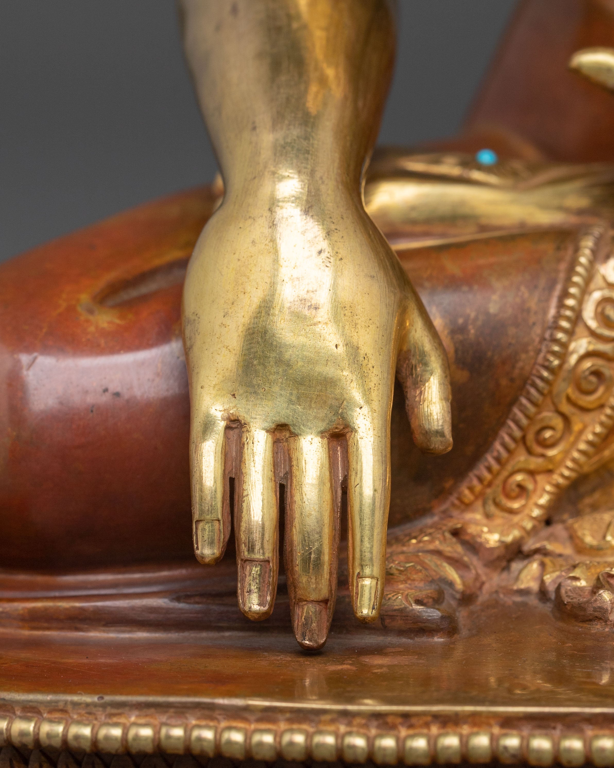 Shakyamuni Enlightenment Statue | 24K Gold Gilded
