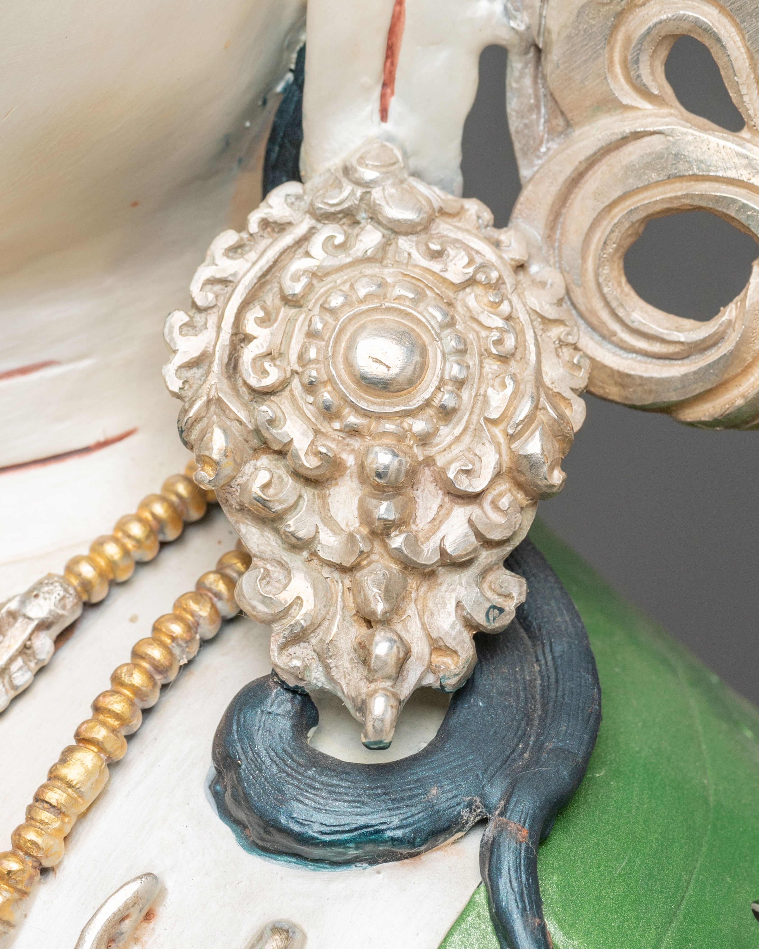 Divine Figurine of Chenrezig | Symbol of Compassion