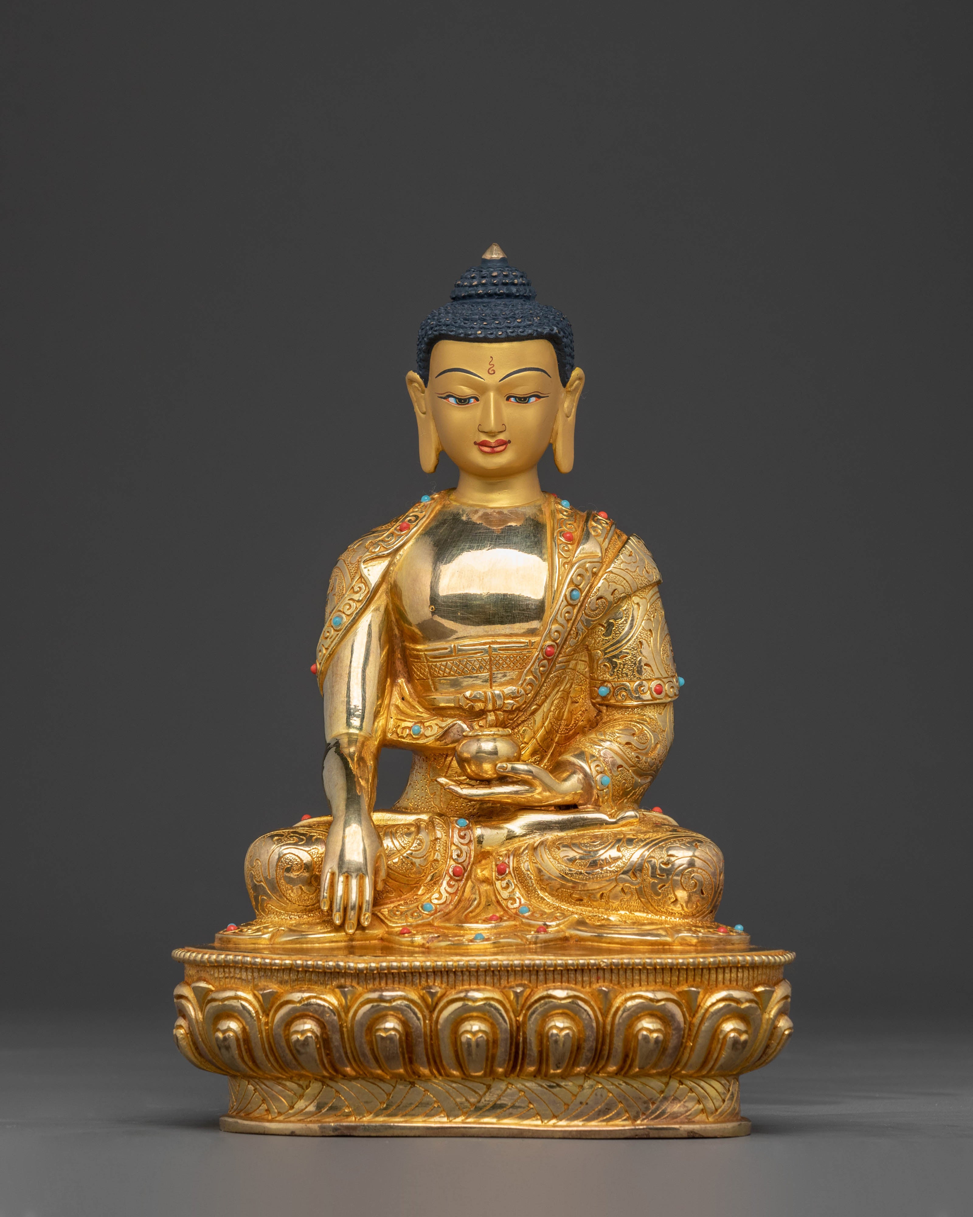 Golden Statue of Dharma Guru Shakyamuni