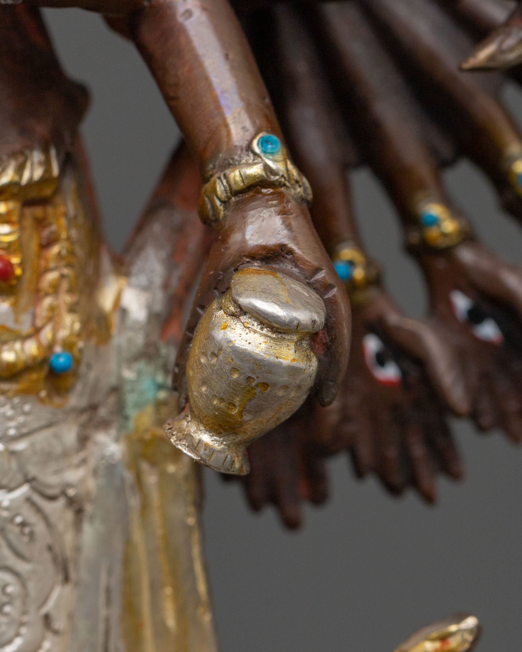 Thousand-Armed Chenrezig Statue | Compassionate Deity