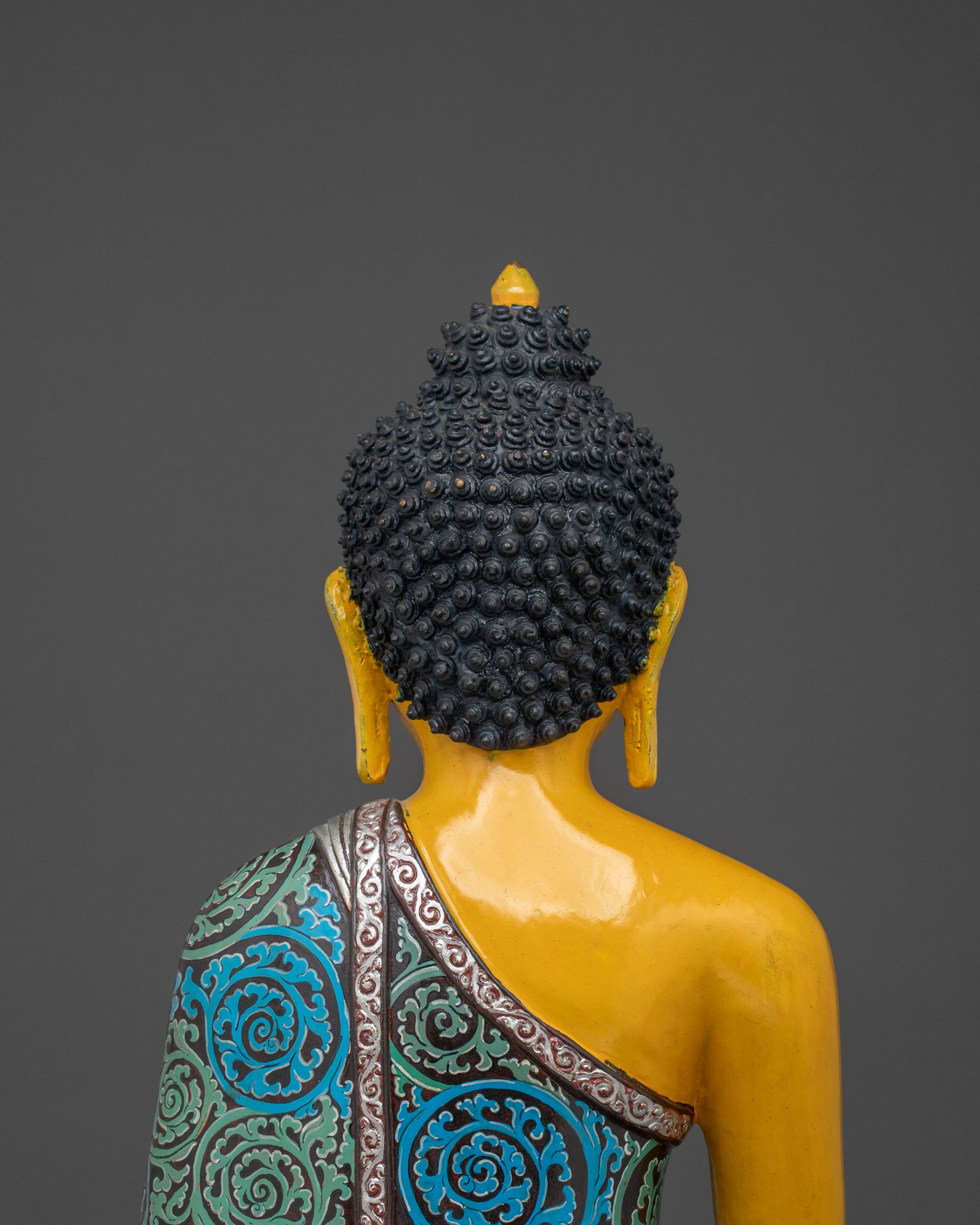 The Traditional Shakyamuni Buddha Statue in 24K Gold Gilded