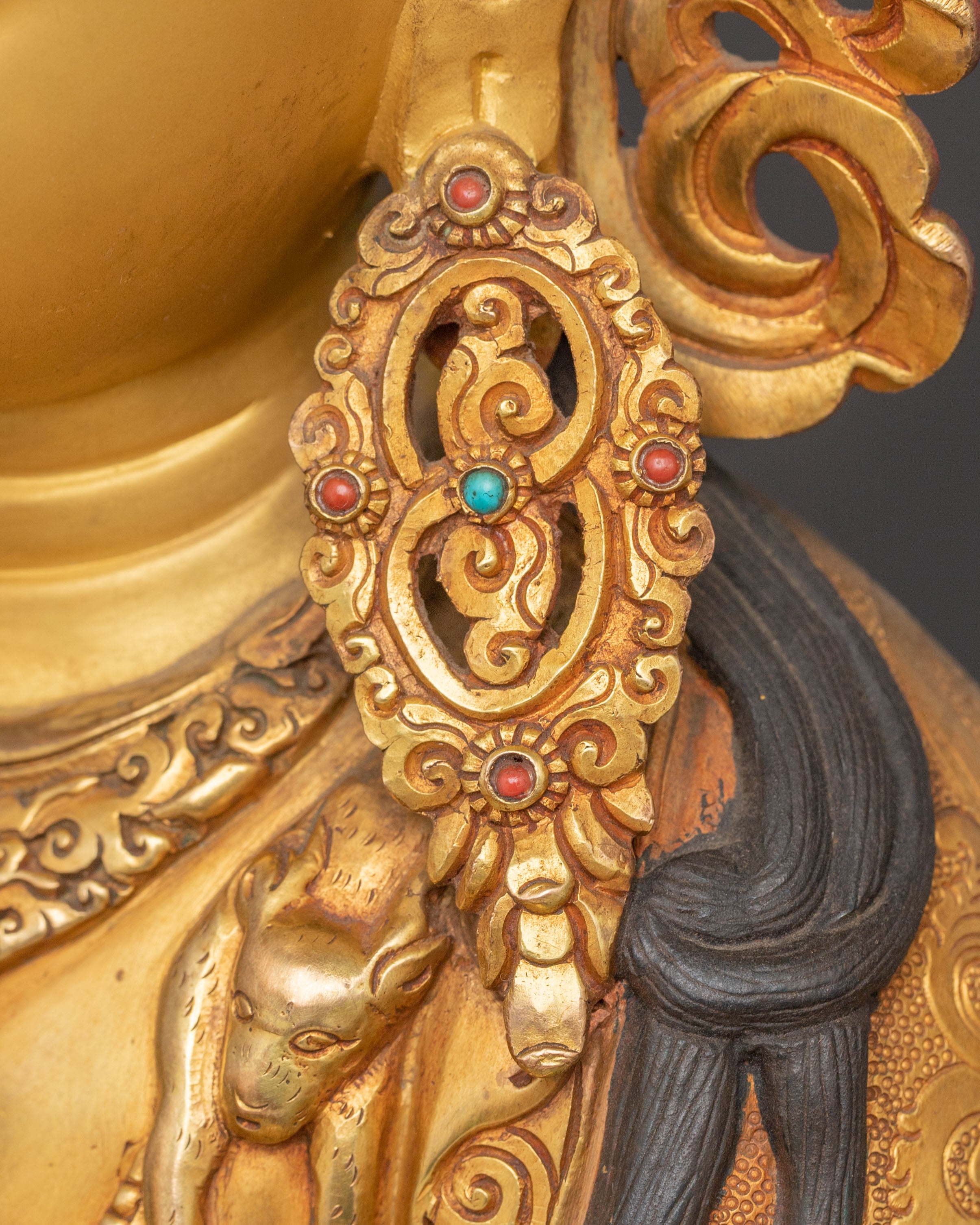 Golden Avalokiteshvara Bodhisattva Statue | Compassion Deity
