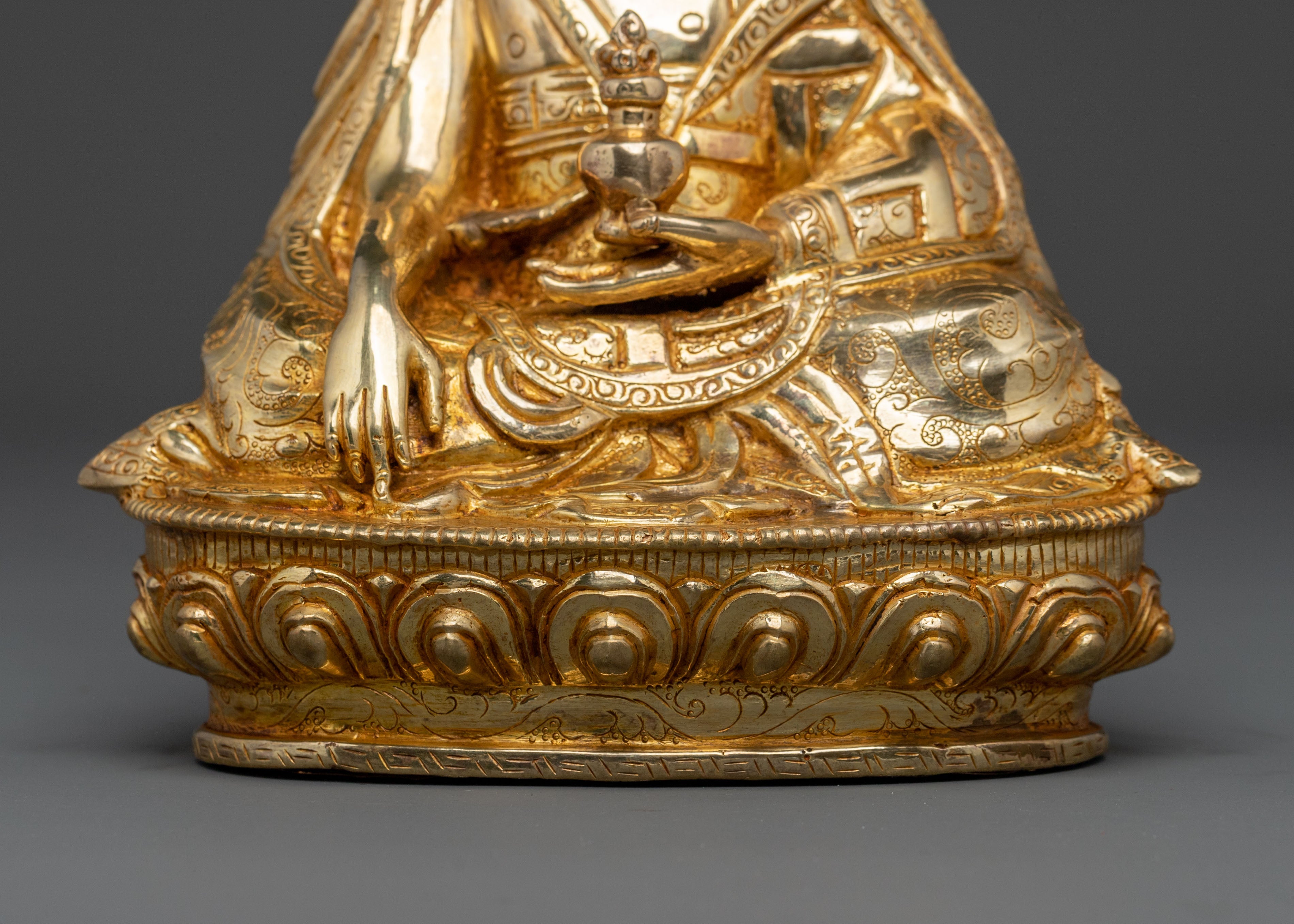 Guru Shapdum: Handcrafted 24K Gold Gilded Statue