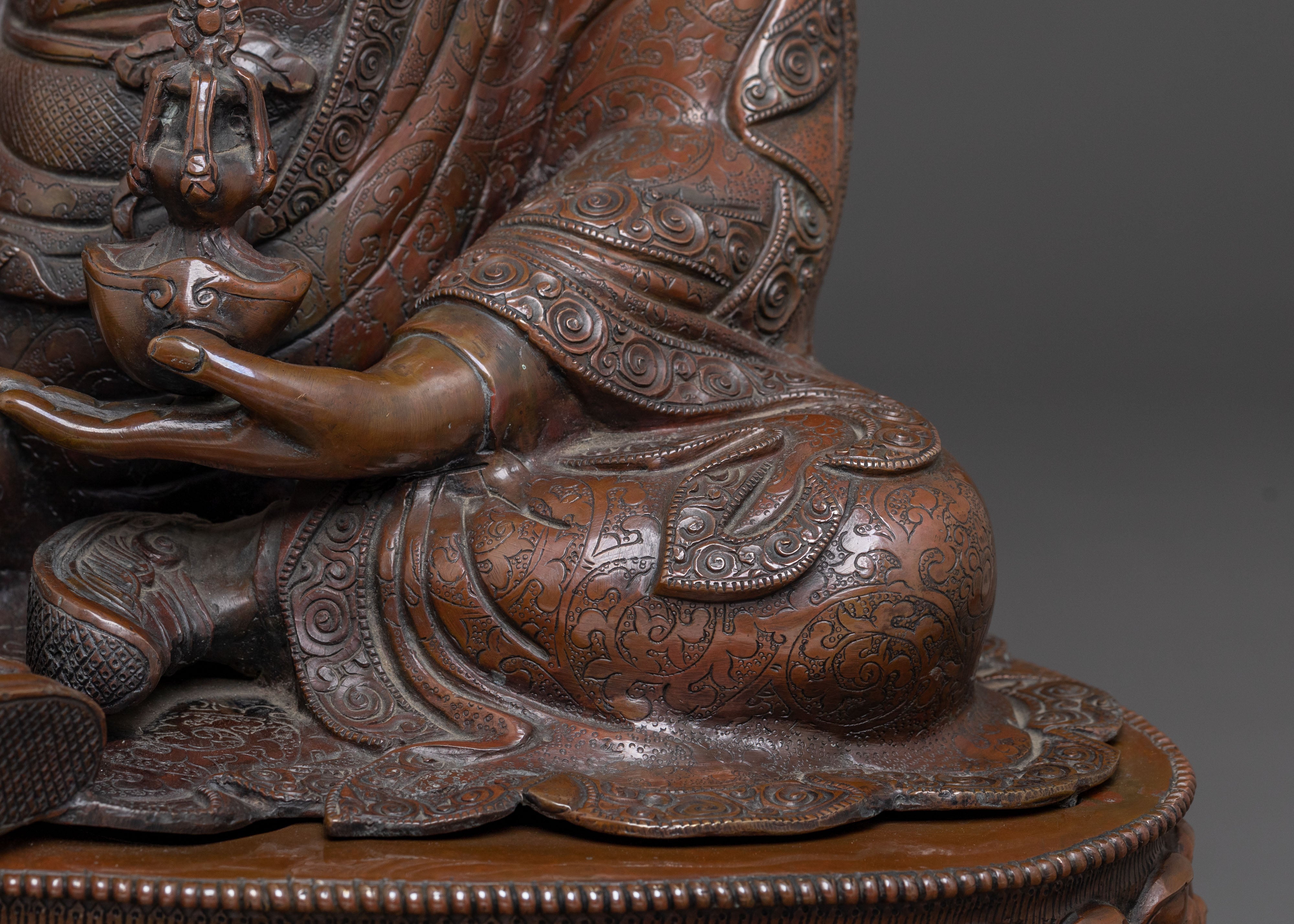Guru Rinpoche Statue for Altars | Master Figure