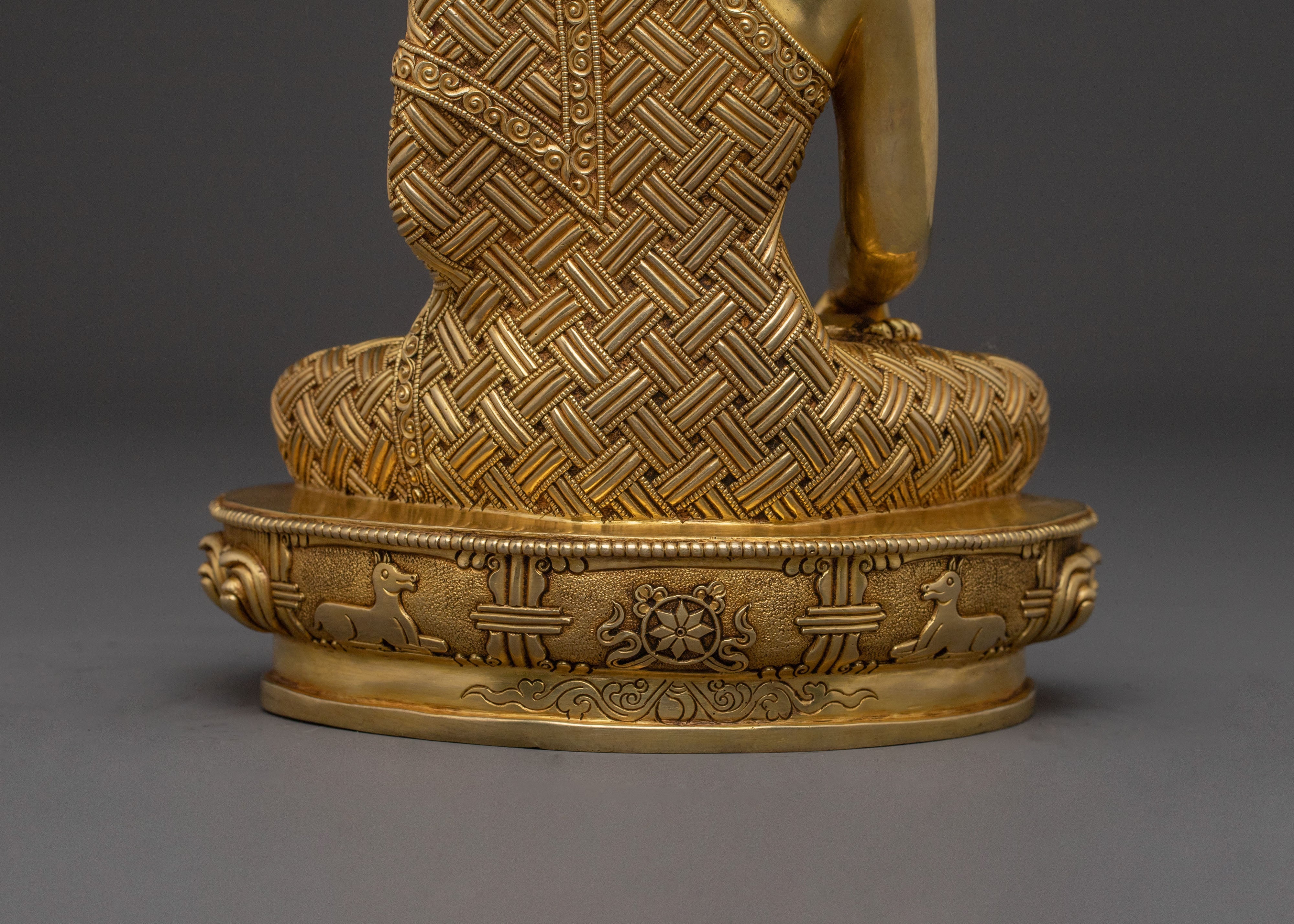 Shakyamuni Buddha Enlightenment Statue for Blessing | 24K Gold Gilded