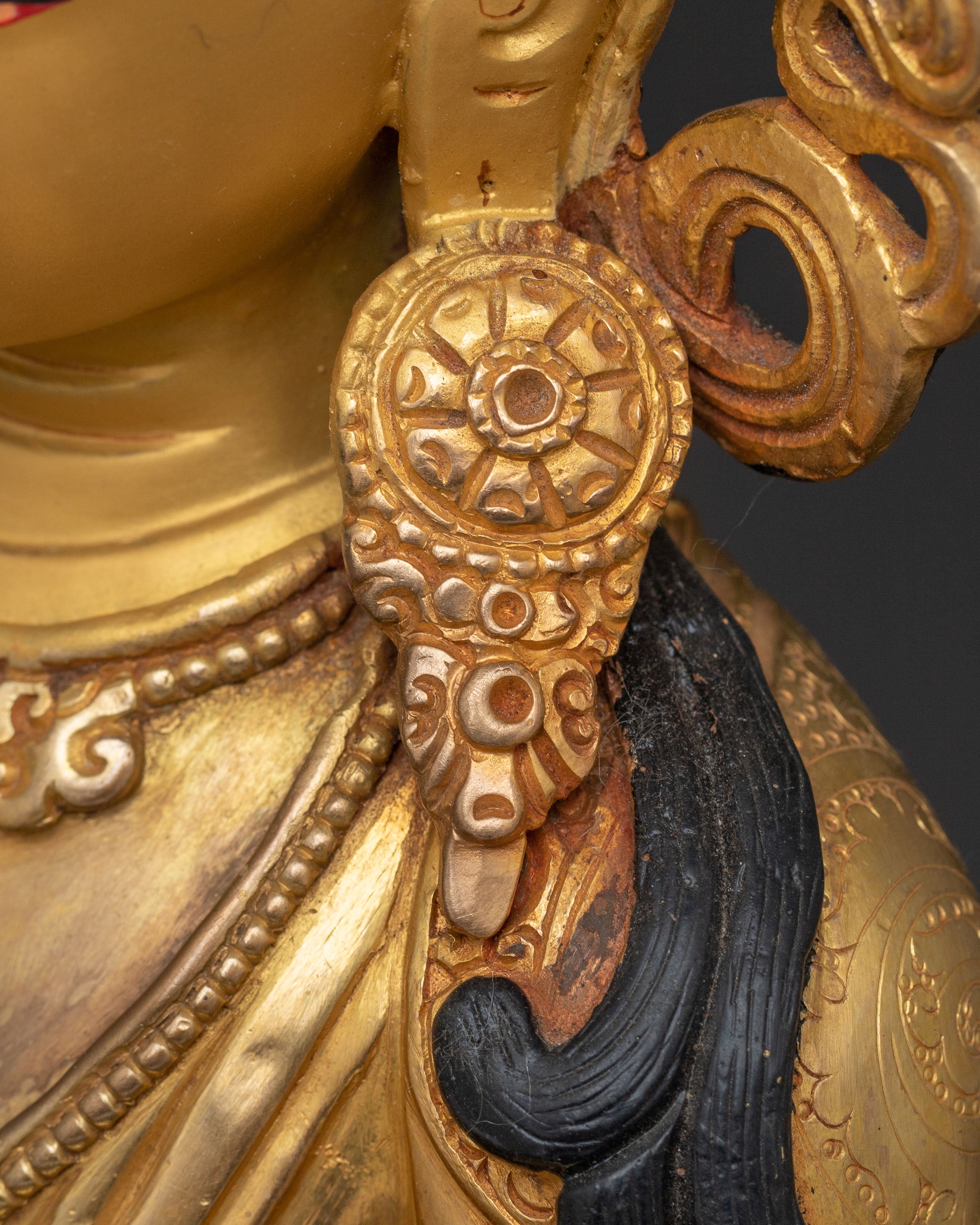 Handcrafted Amitayus Buddha Figurine | Golden Divinity