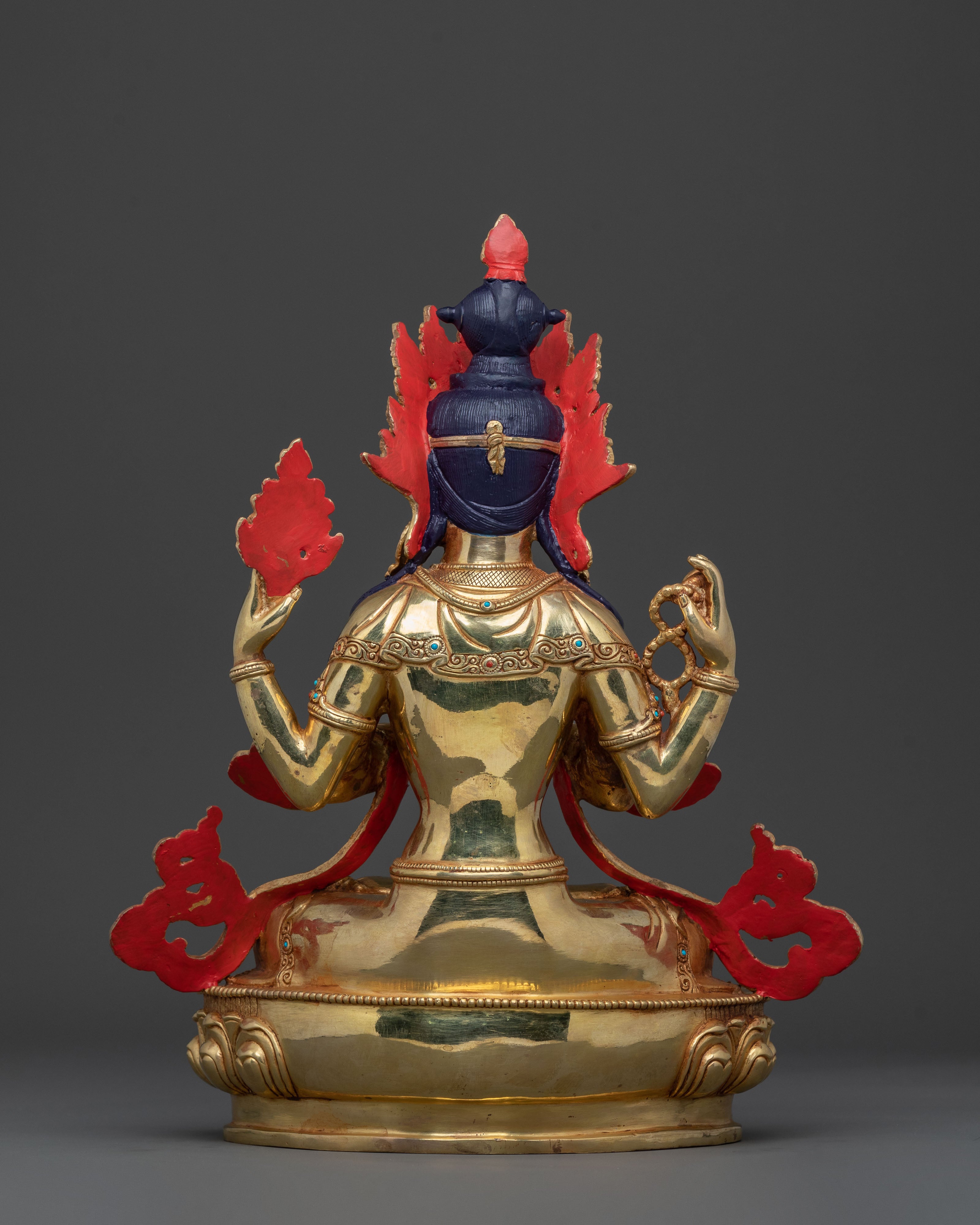 Chenrezig Sculpture: Compassionate Bodhisattva