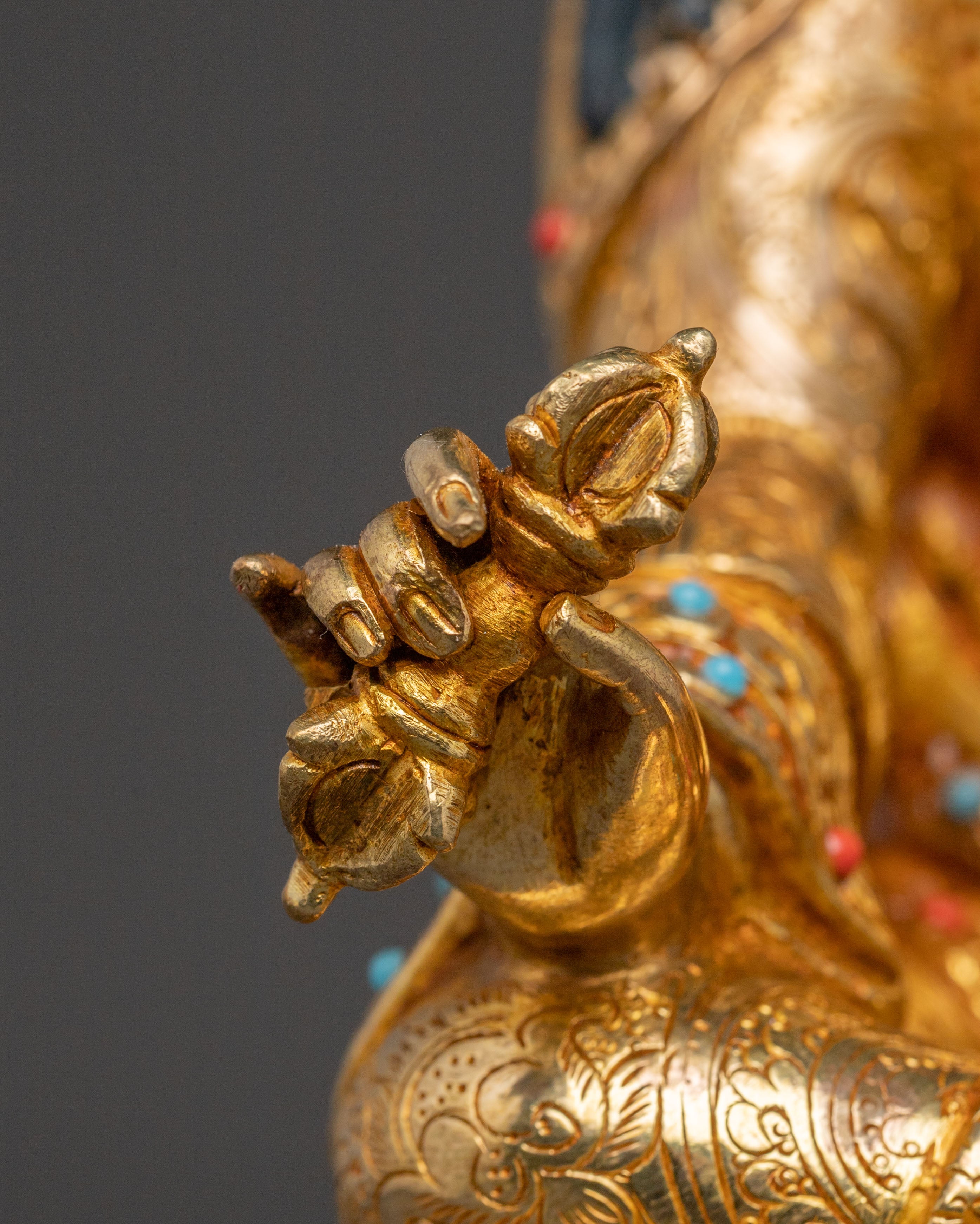 Golden Padmasambhava Decor Statue: Exquisite Gilded Copper