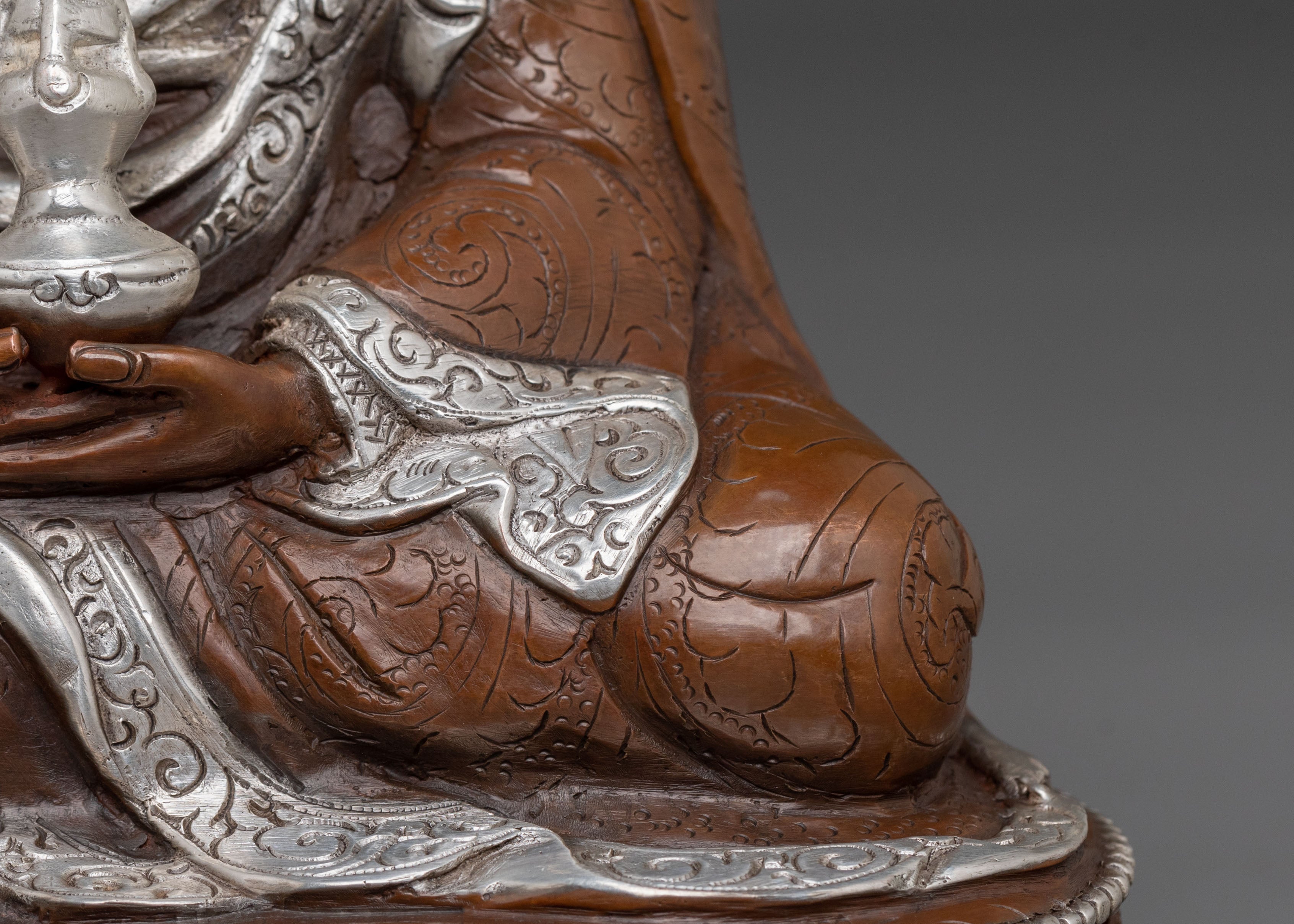 Gampopa Statue | Kagyu Founder